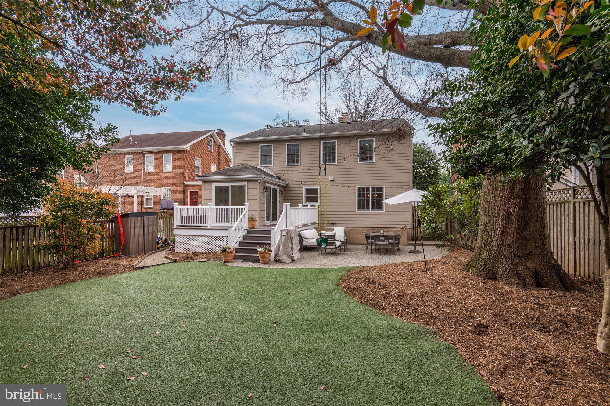 ROSEMONT - Residential