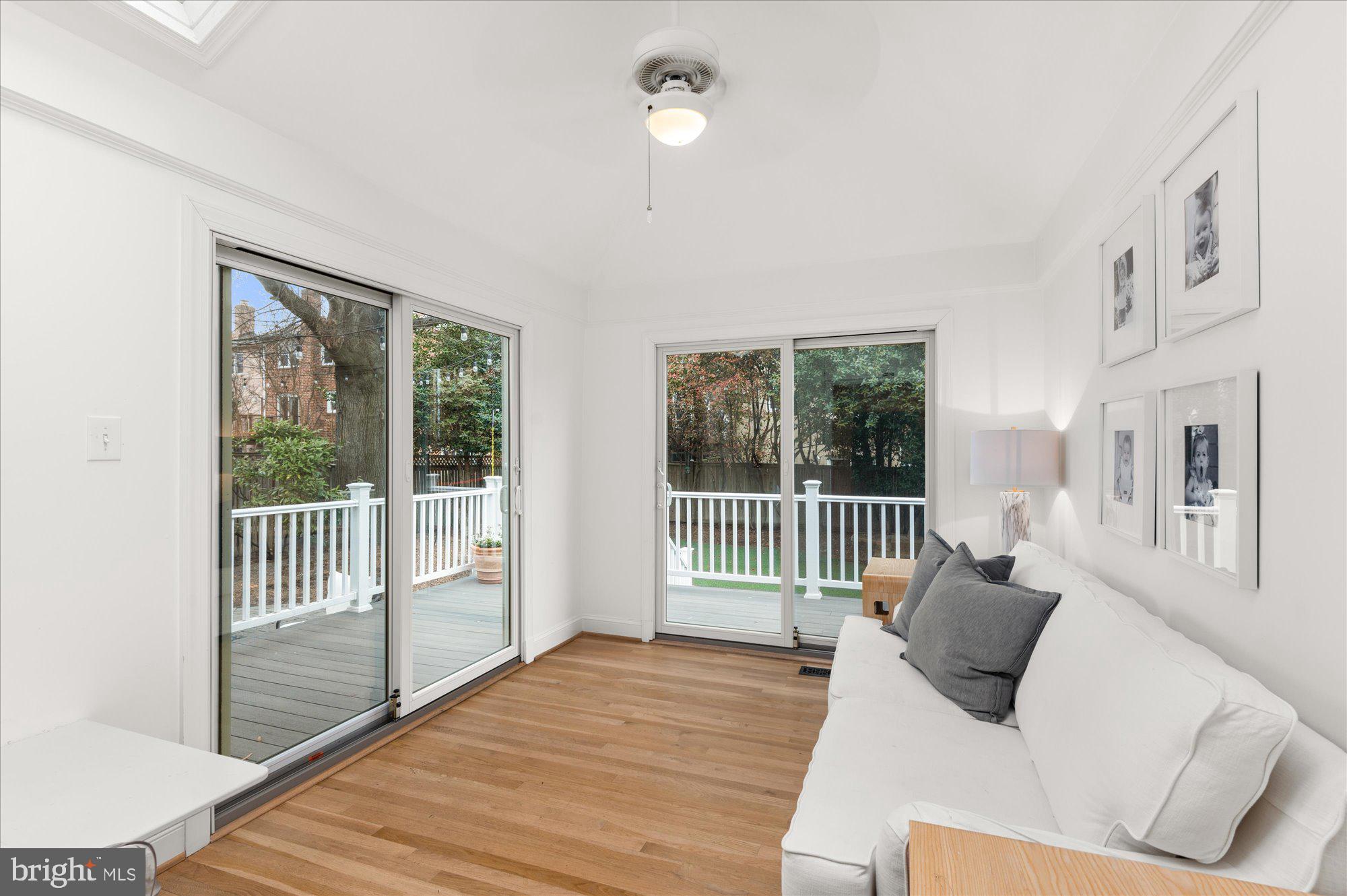 ROSEMONT - Residential