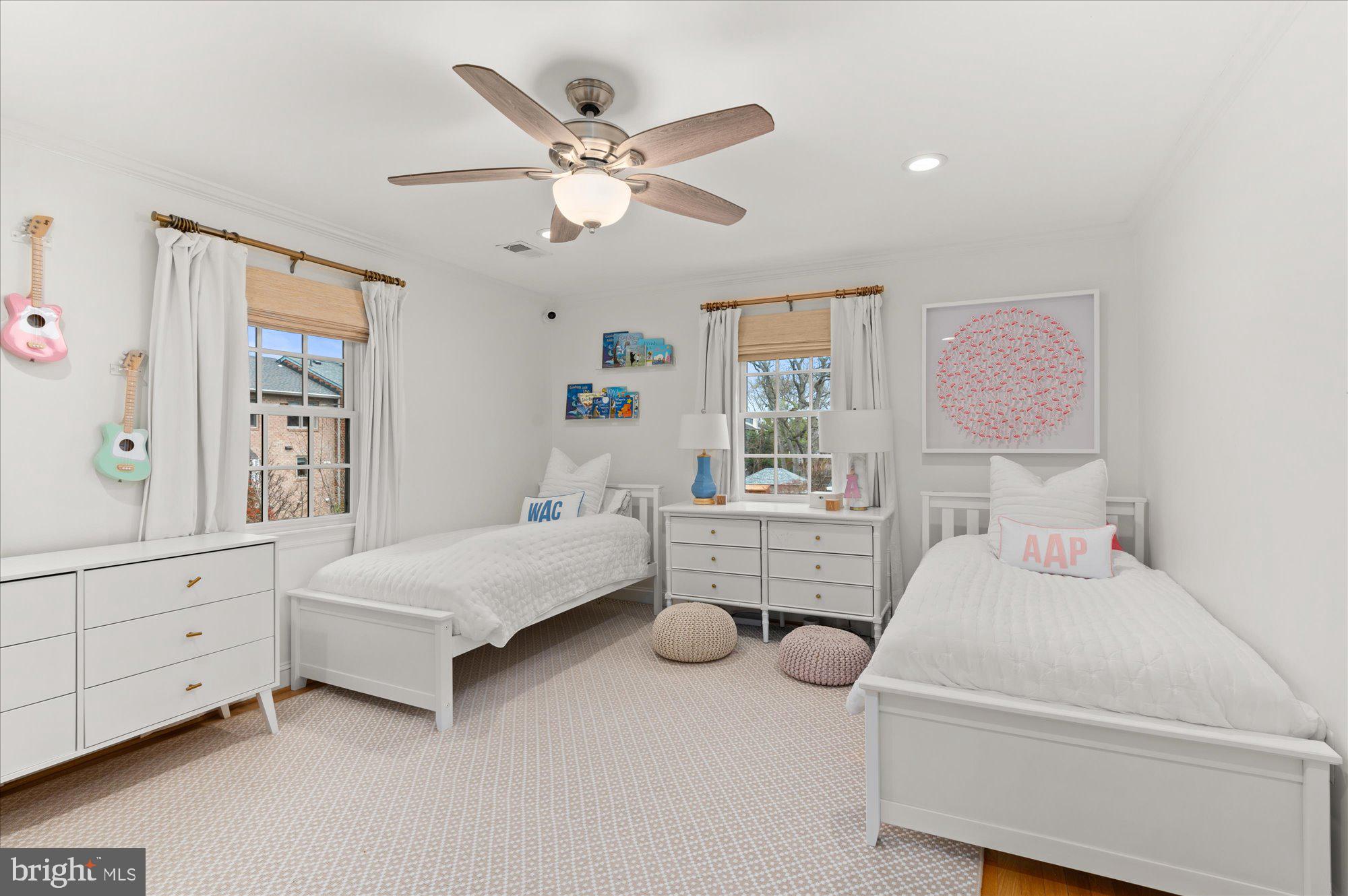 ROSEMONT - Residential