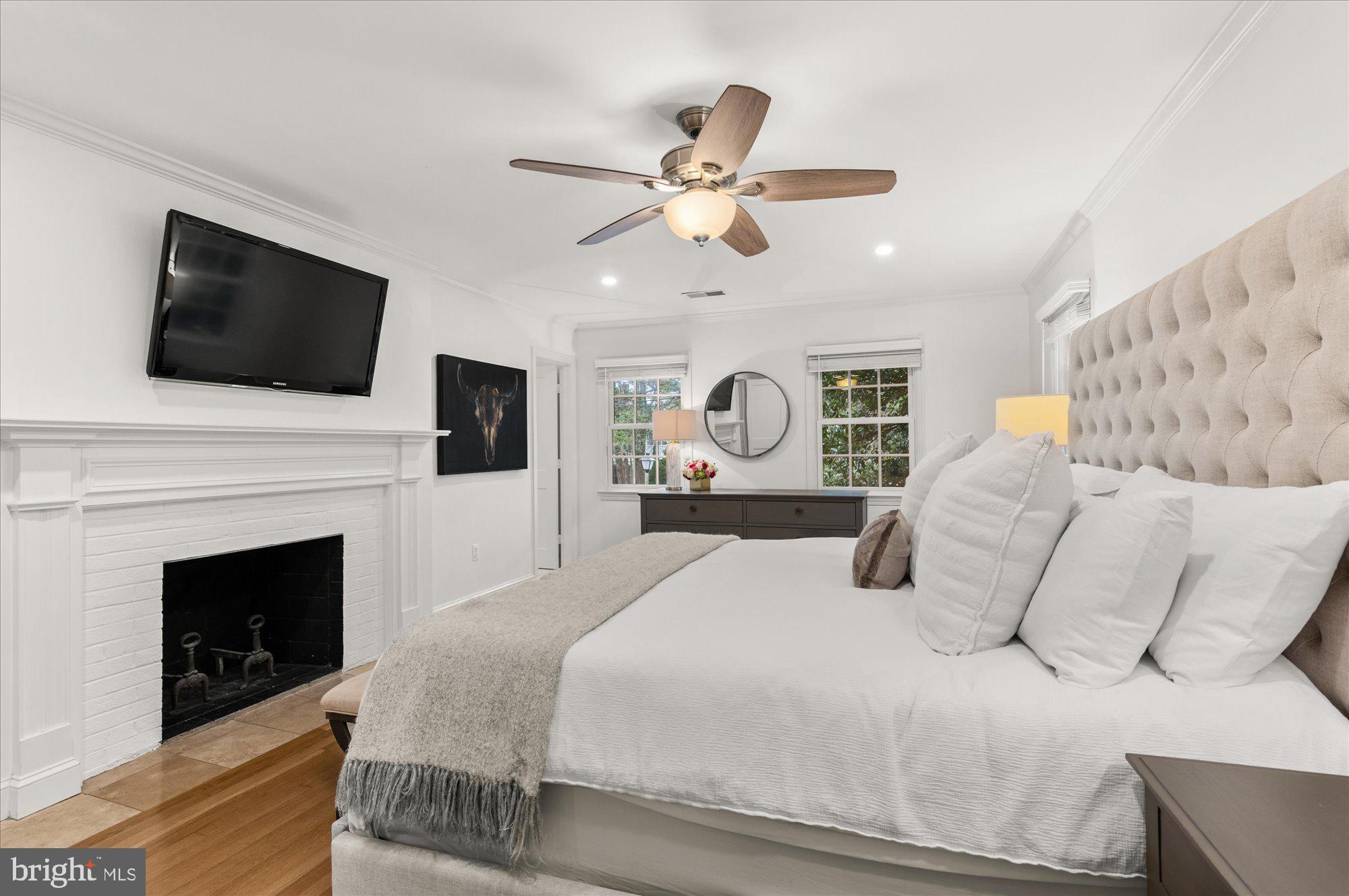 ROSEMONT - Residential