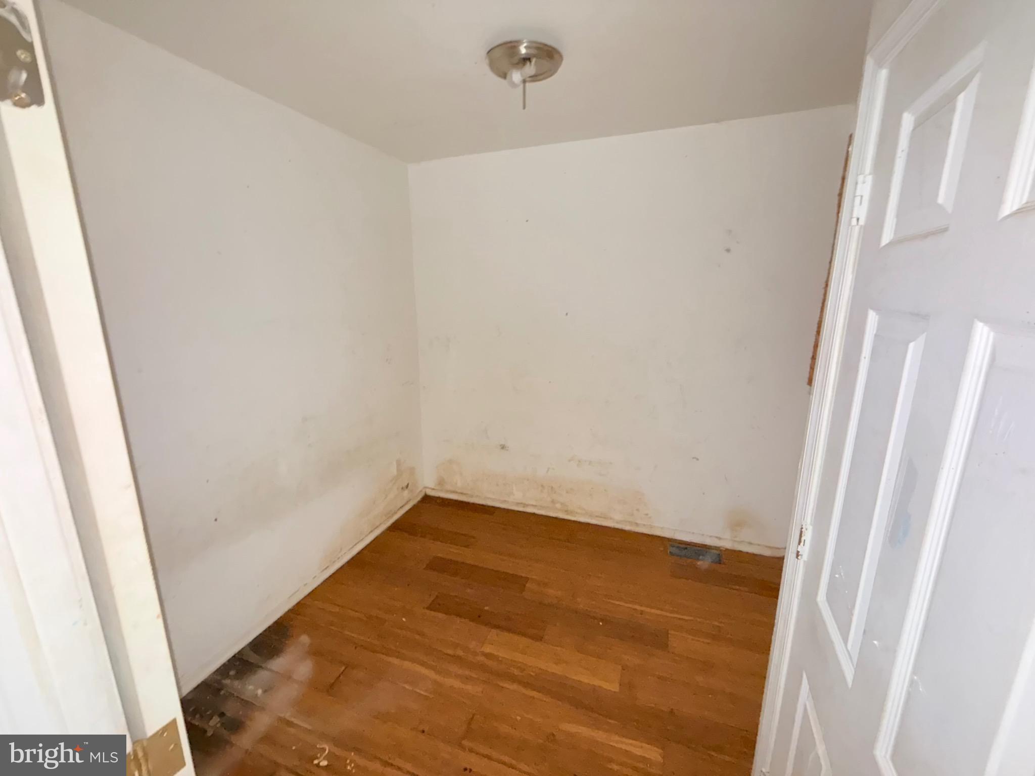 STRAWBERRY MANSION - Residential