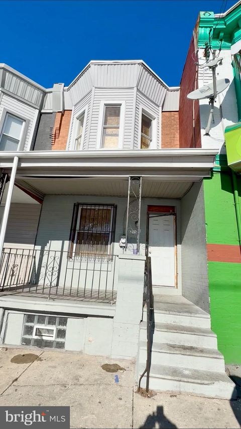 Townhouse For Sale - 2103 W York Street<br/> PHILADELPHIA, PA 19132