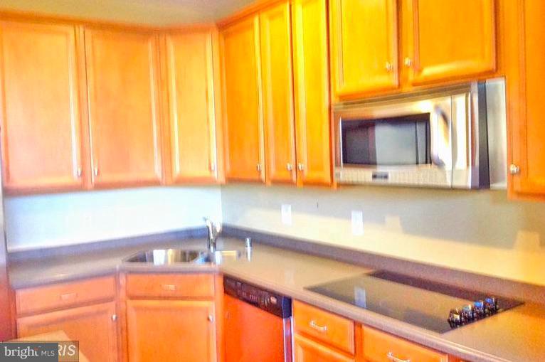 VILLAGES OF DORCHESTER - Residential Lease