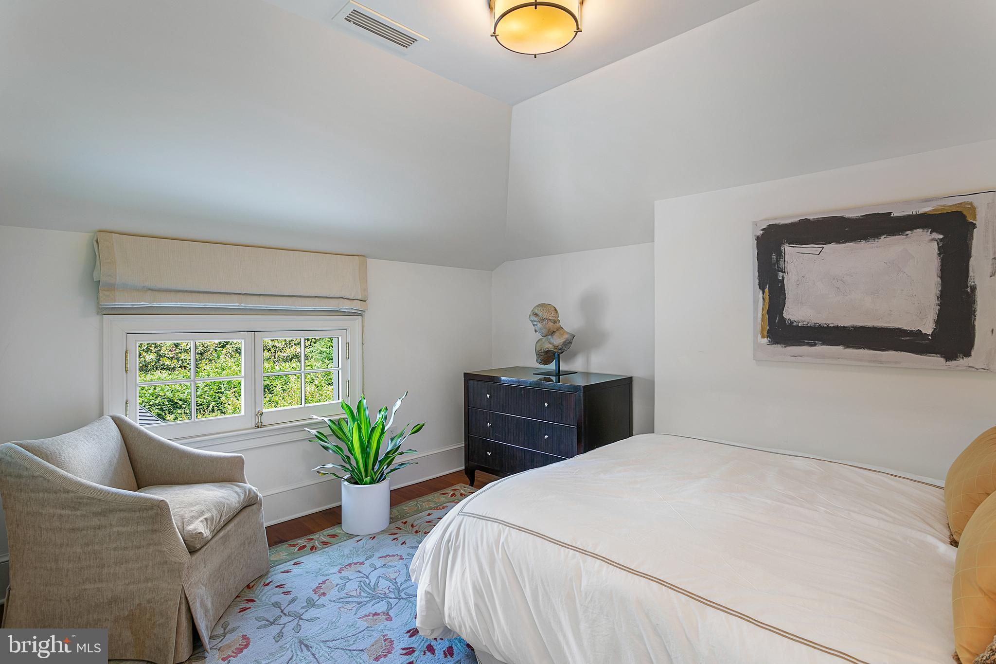 GEORGETOWN - Residential