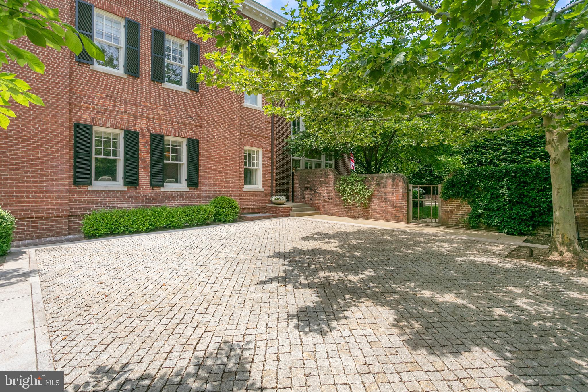 GEORGETOWN - Residential