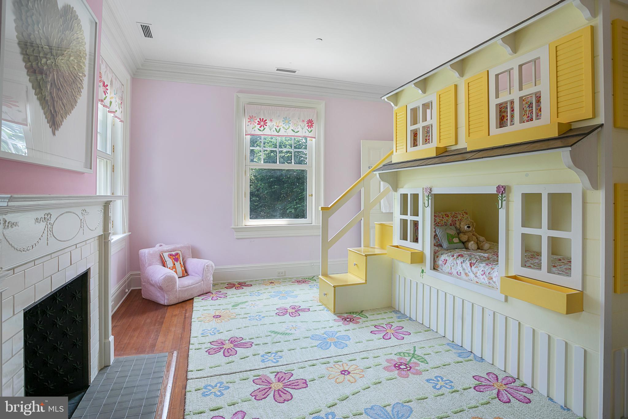 GEORGETOWN - Residential