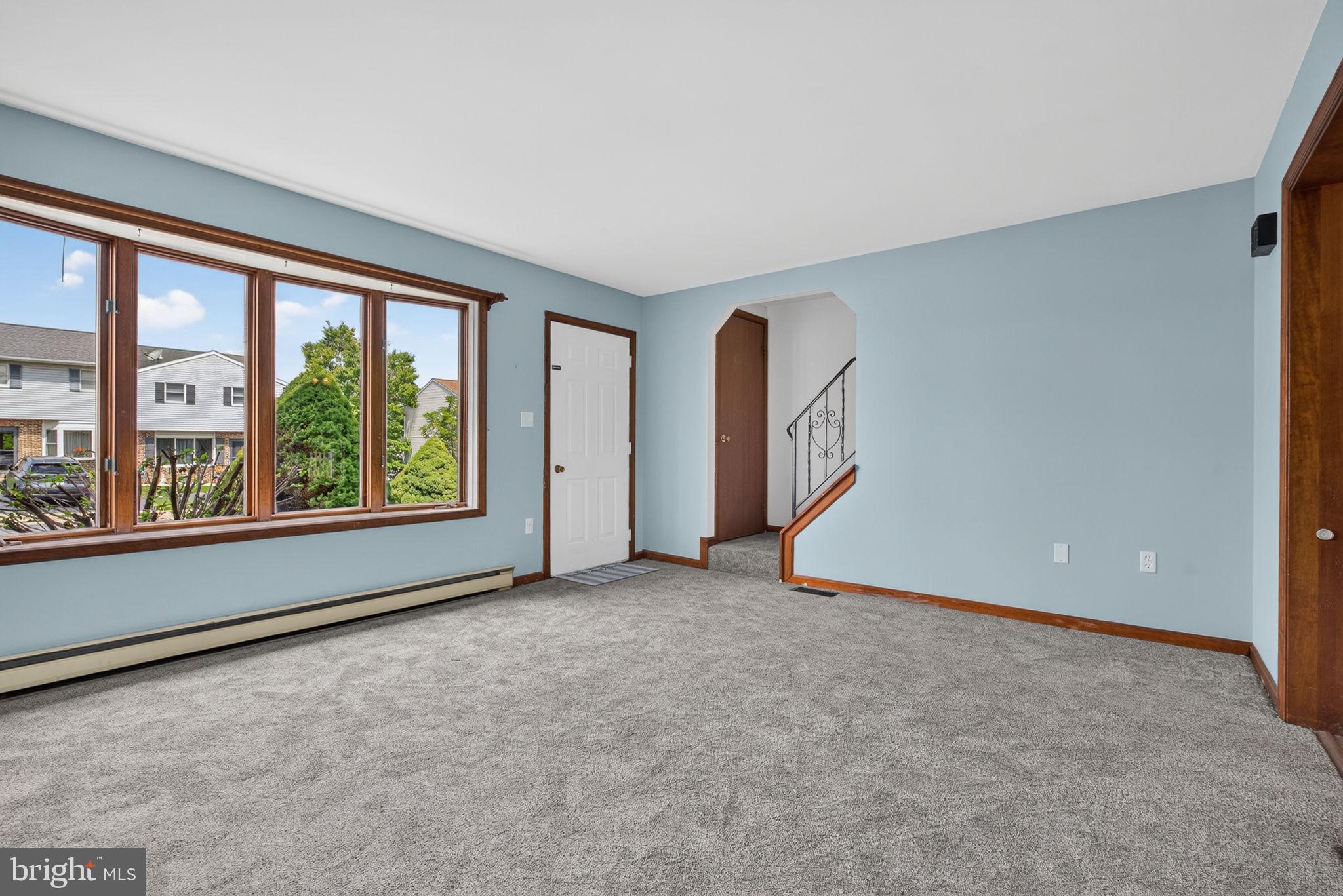 272 RIVERVIEW DRIVE