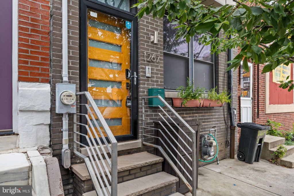 Photo of 1267 S 21st Street, PHILADELPHIA, PA 19146 (MLS # PAPH2651138)