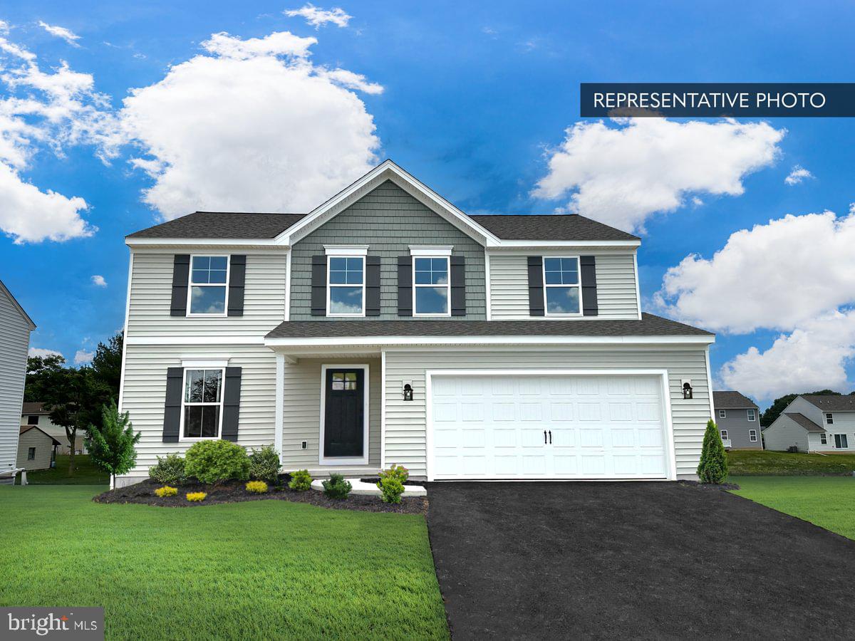 💸 $10,000 Buyer Bonus on Spec Homes! Use it how you choose. 📃 Details in attached brochure.
Welcome Home to the White Oak Floorplan! Experience modern living in this beautiful two-story residence. The front porch leads you into a charming foyer, setting the tone for the elegance that awaits within. The open kitchen seamlessly merges with the inviting breakfast area and spacious family room, perfect for gatherings and everyday living. The flex room offers versatile options for a quiet retreat or home office. Convenience is key with a 2-car garage for parking and storage. Upstairs, the large owner's suite boasts a luxurious bathroom and sprawling walk-in closet. Three additional bedrooms provide space for everyone, with a well-appointed hall bathroom. The dedicated laundry room on the second floor adds ease to your daily routine. The finished walkout basement with a full bathroom offers endless possibilities! Don't miss this chance to make the White Oak Floorplan your own! 🌟🏠
📸 Photos are of a similar model and may display upgrades not included in the listed price.
Subdivision assessment is pending; MLS reflects zero taxes. Final taxes will be determined based on the improved lot and dwelling assessment.