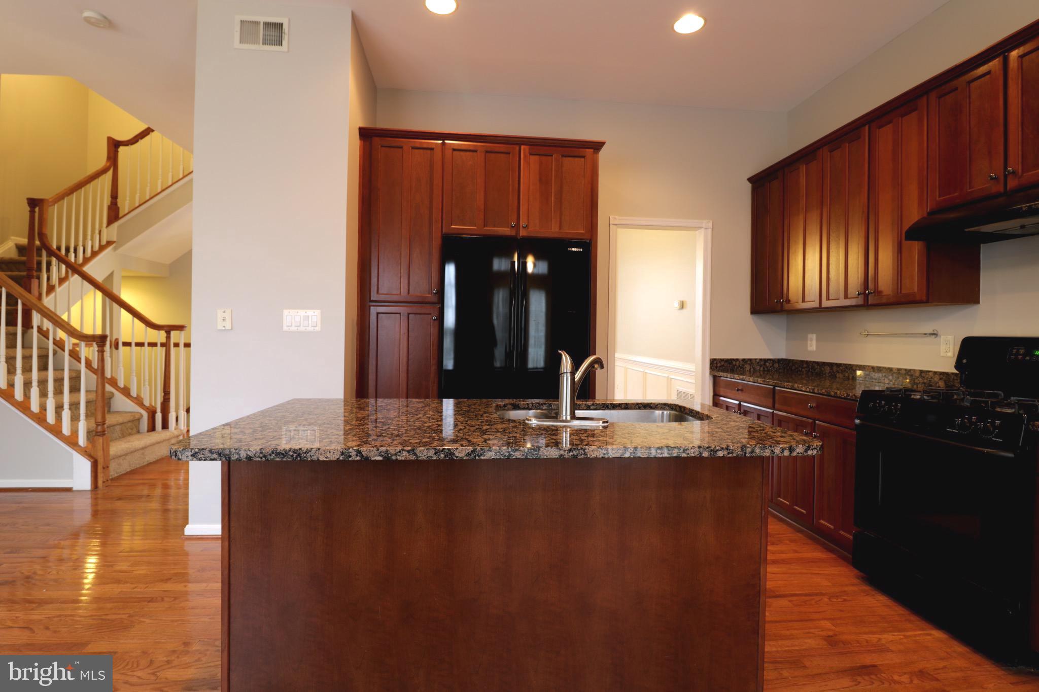 GREAT OAK - Residential Lease