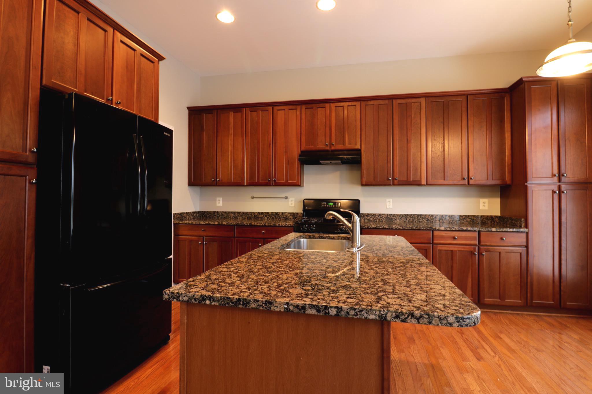 GREAT OAK - Residential Lease