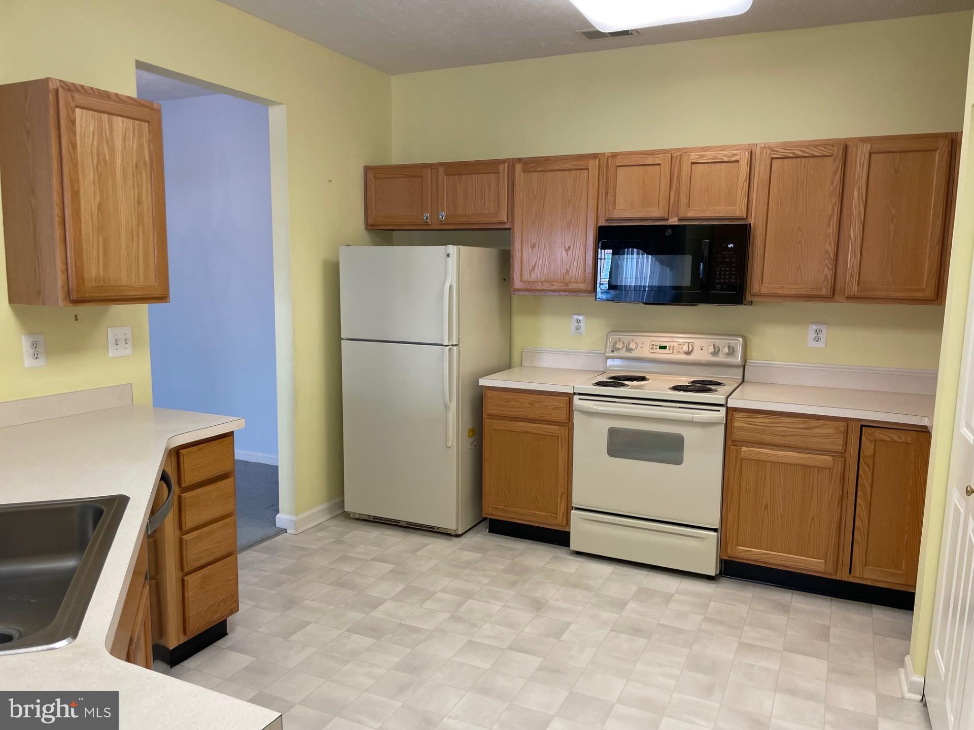 PERRY HALL FARMS - Residential