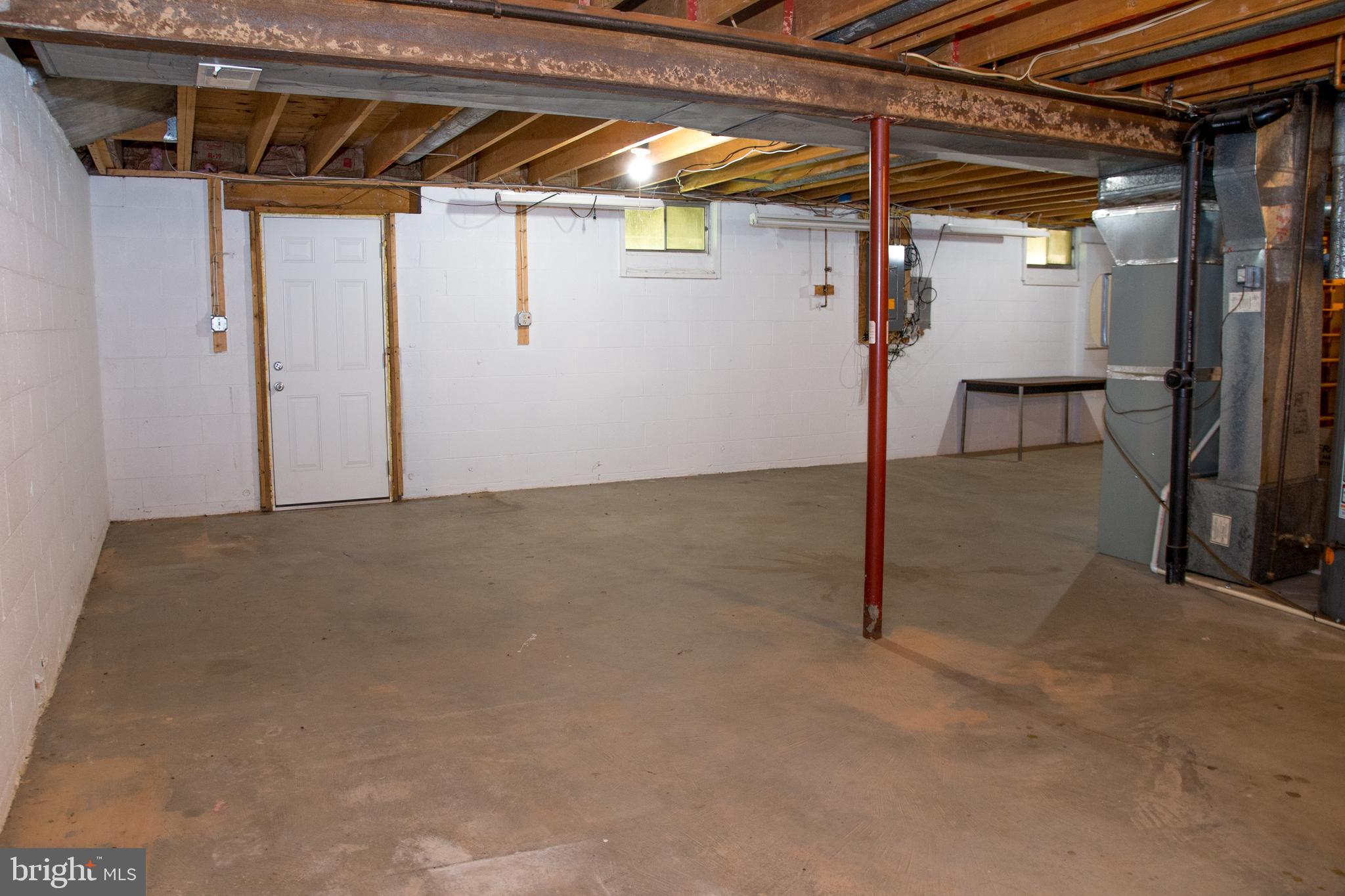 BURKE CENTRE - Residential Lease