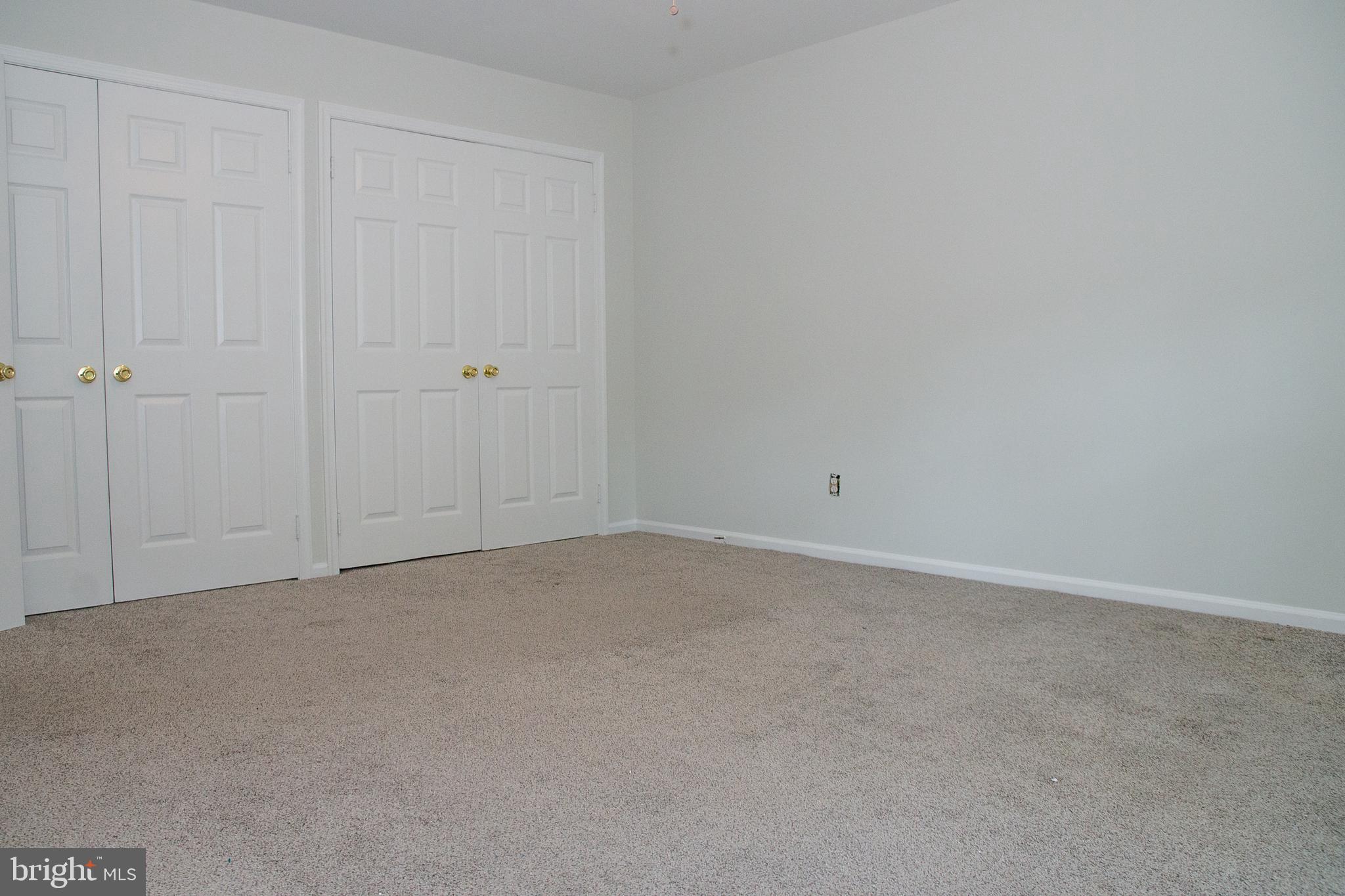 BURKE CENTRE - Residential Lease