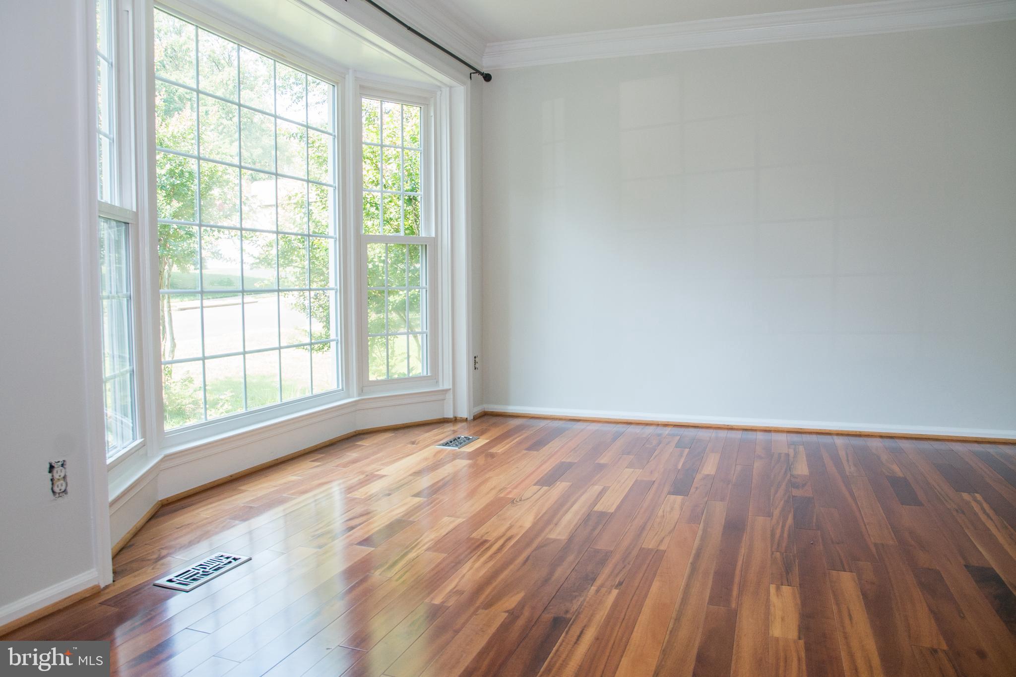 BURKE CENTRE - Residential Lease