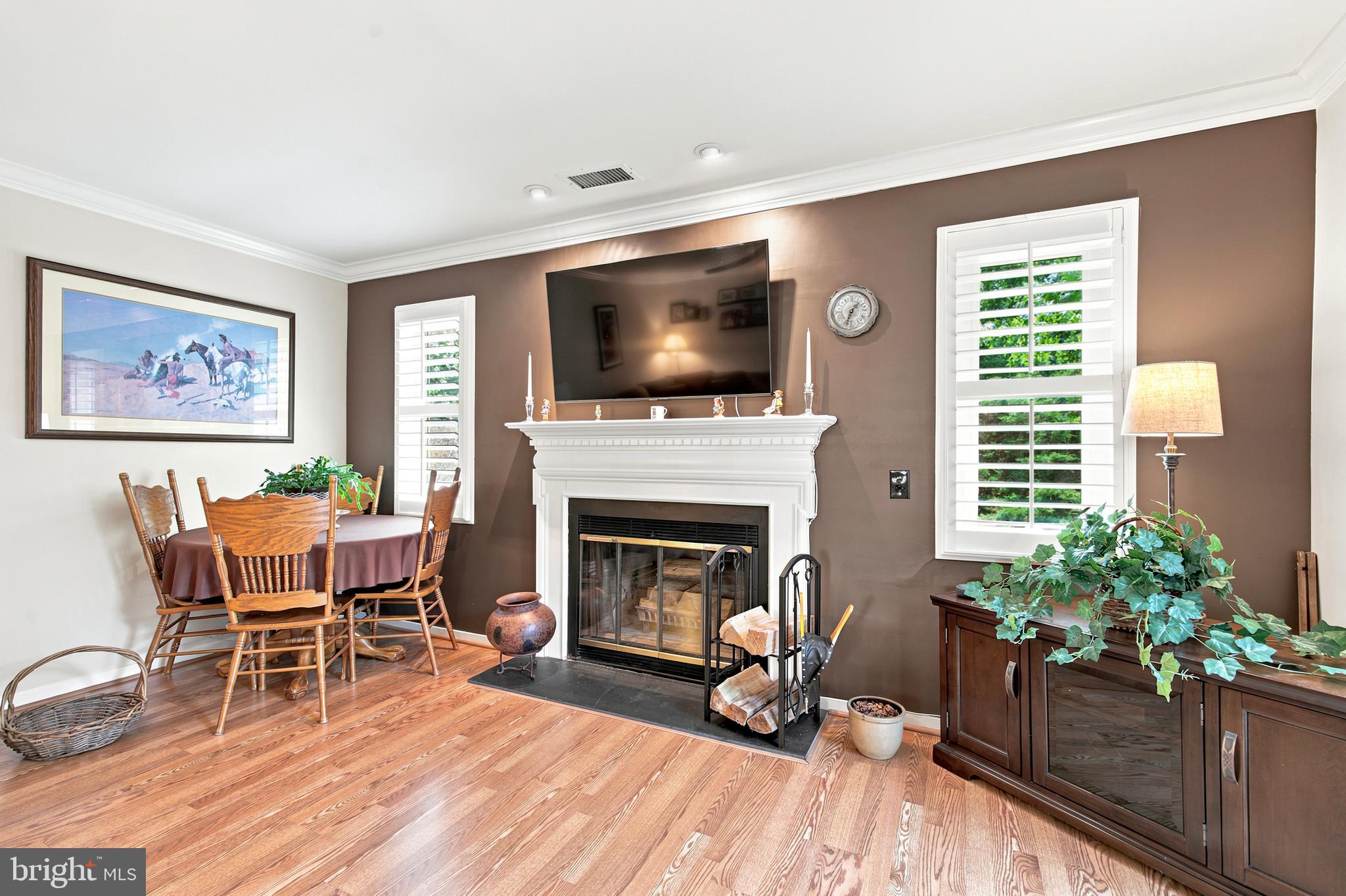 347 DEVON WAY 347