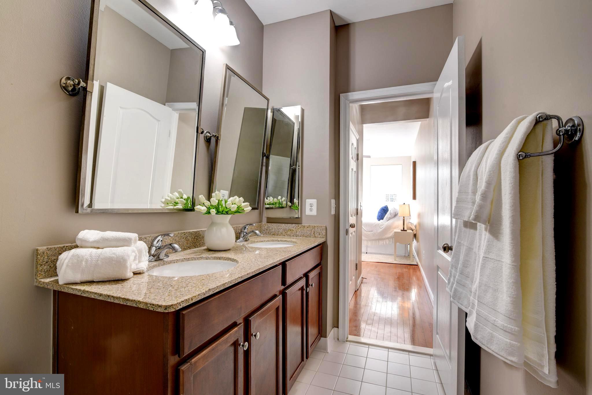 LINDEN ROW CONDOMINIUM - Residential
