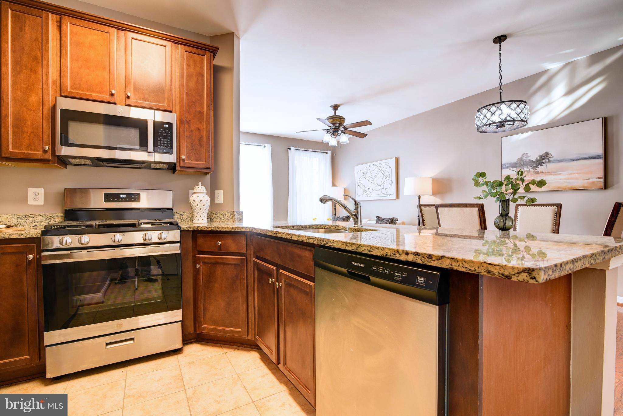 LINDEN ROW CONDOMINIUM - Residential