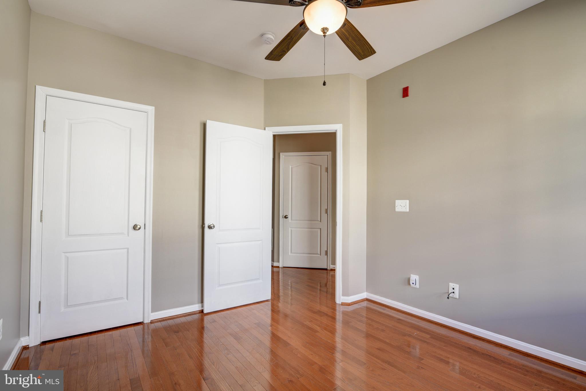 LINDEN ROW CONDOMINIUM - Residential