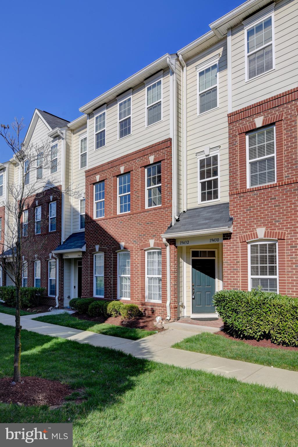 LINDEN ROW CONDOMINIUM - Residential