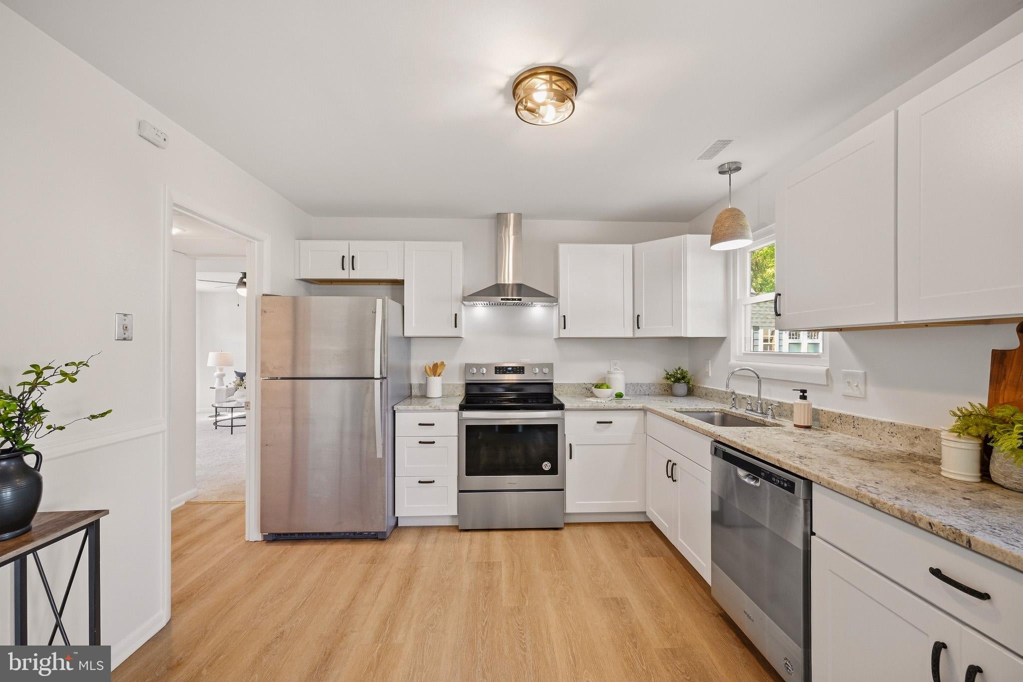 2 SILOPANNA COURT