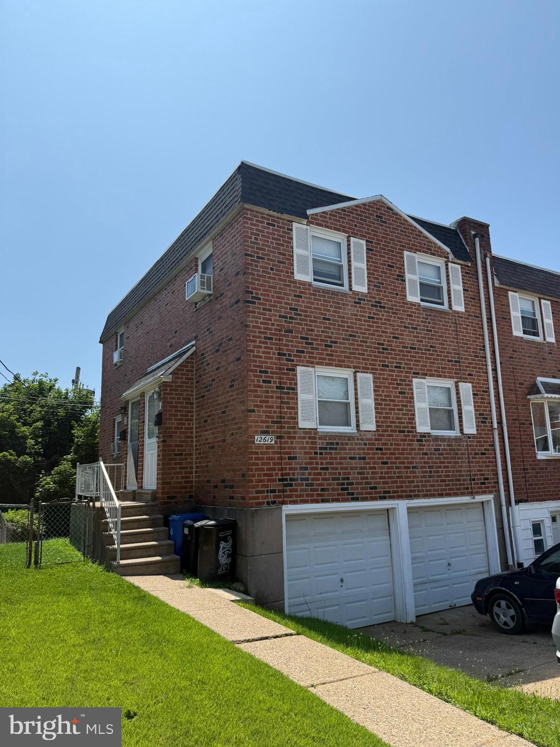 PARKWOOD - Residential Lease