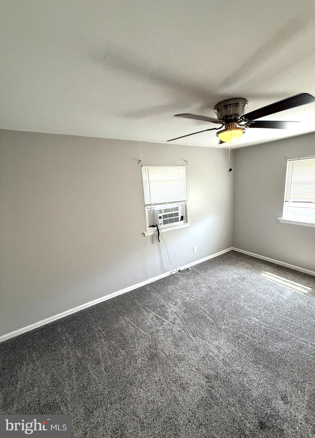 PARKWOOD - Residential Lease