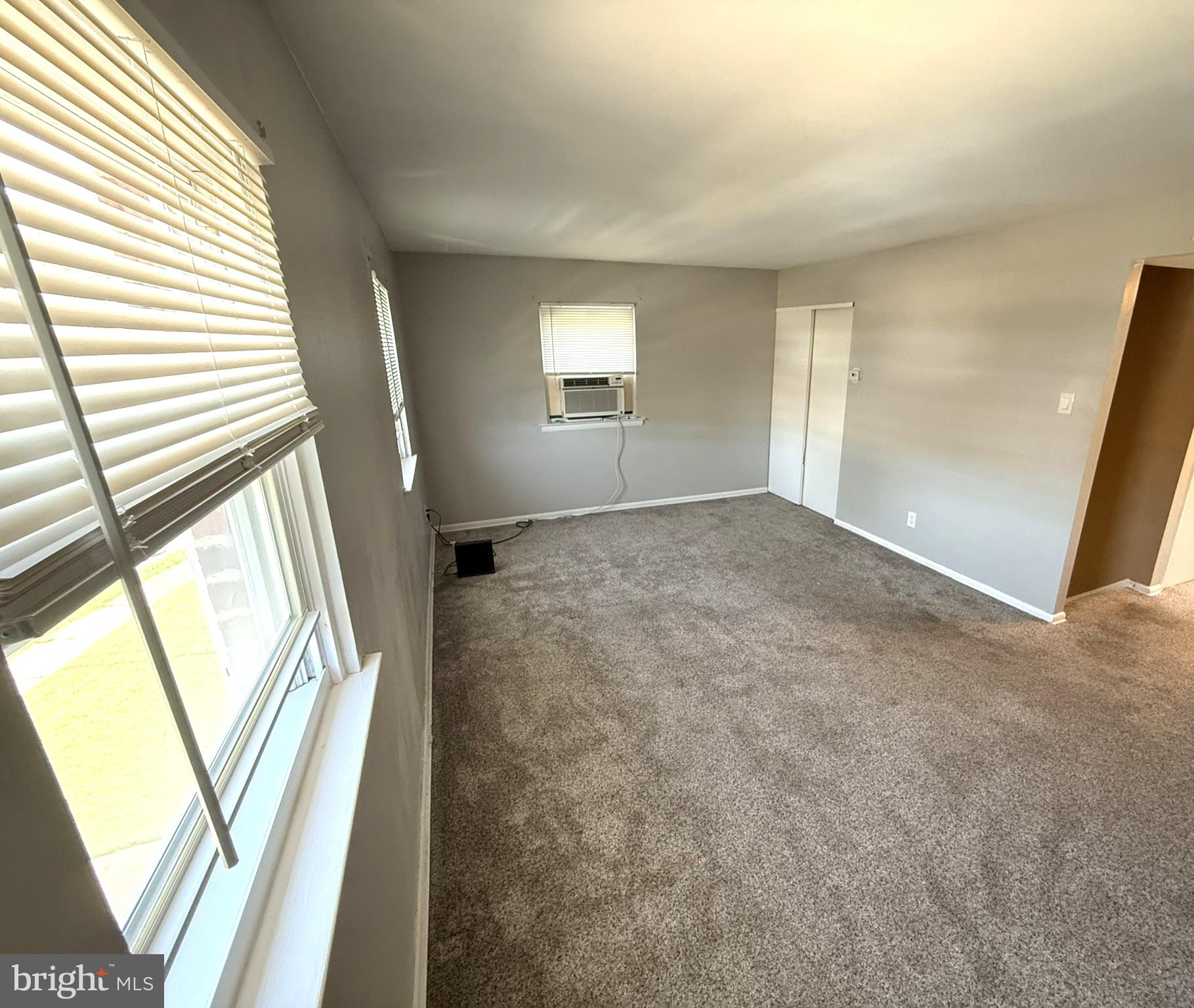 PARKWOOD - Residential Lease