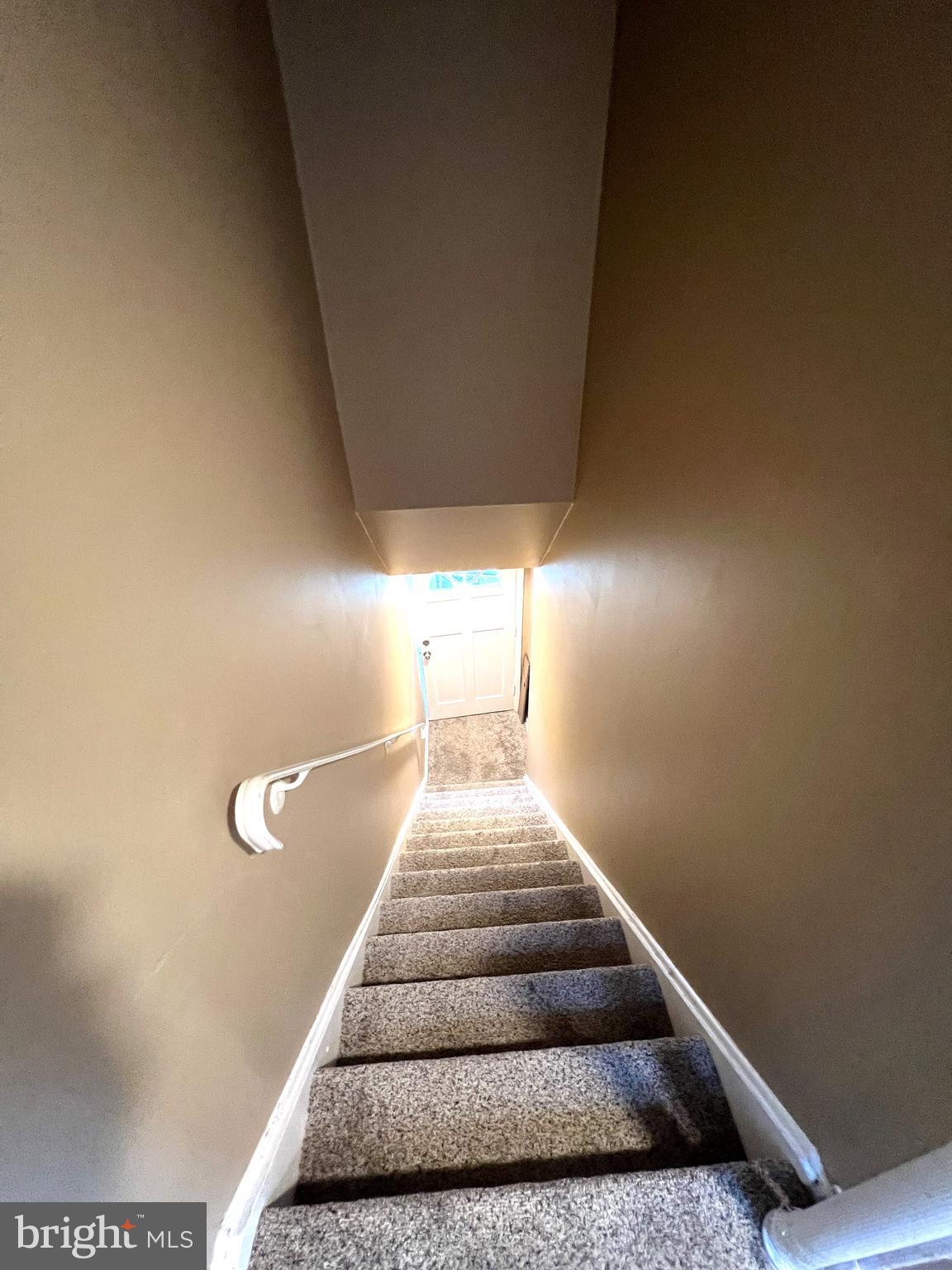 PARKWOOD - Residential Lease