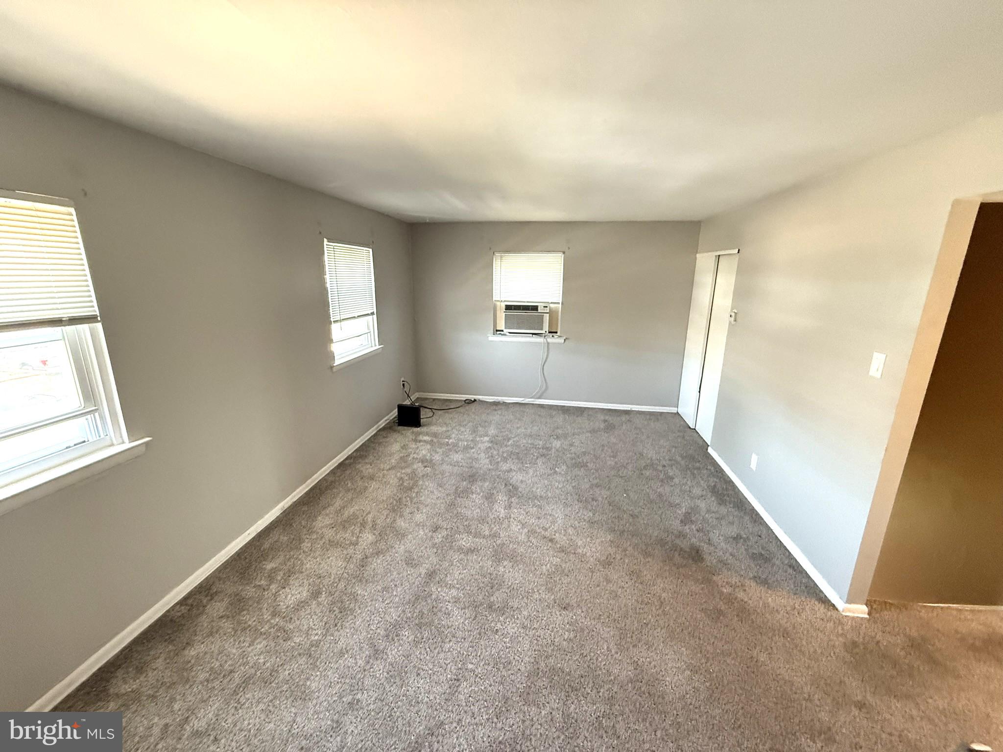 PARKWOOD - Residential Lease