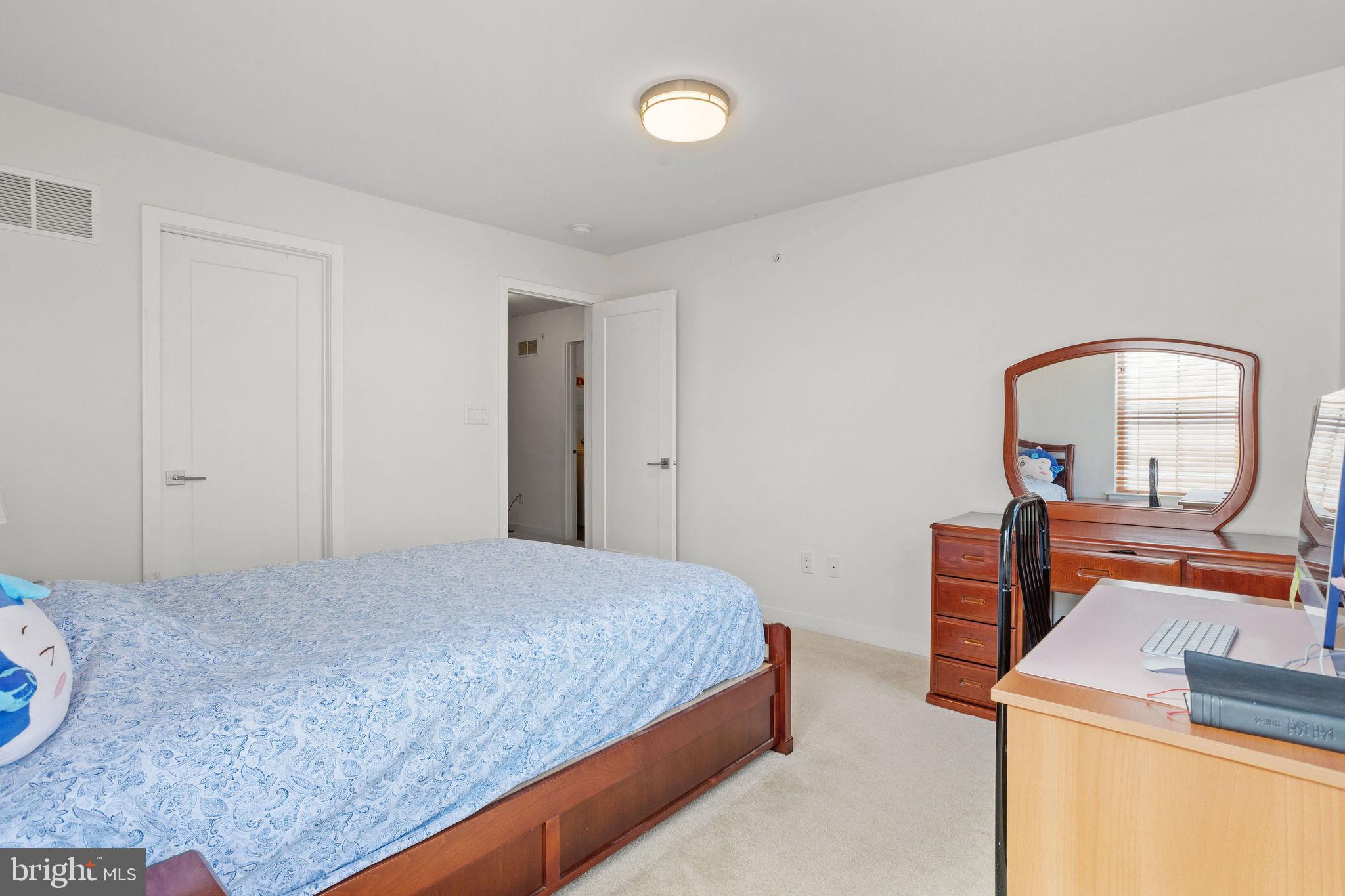 WALNUT CREEK AT MONT - Residential Lease