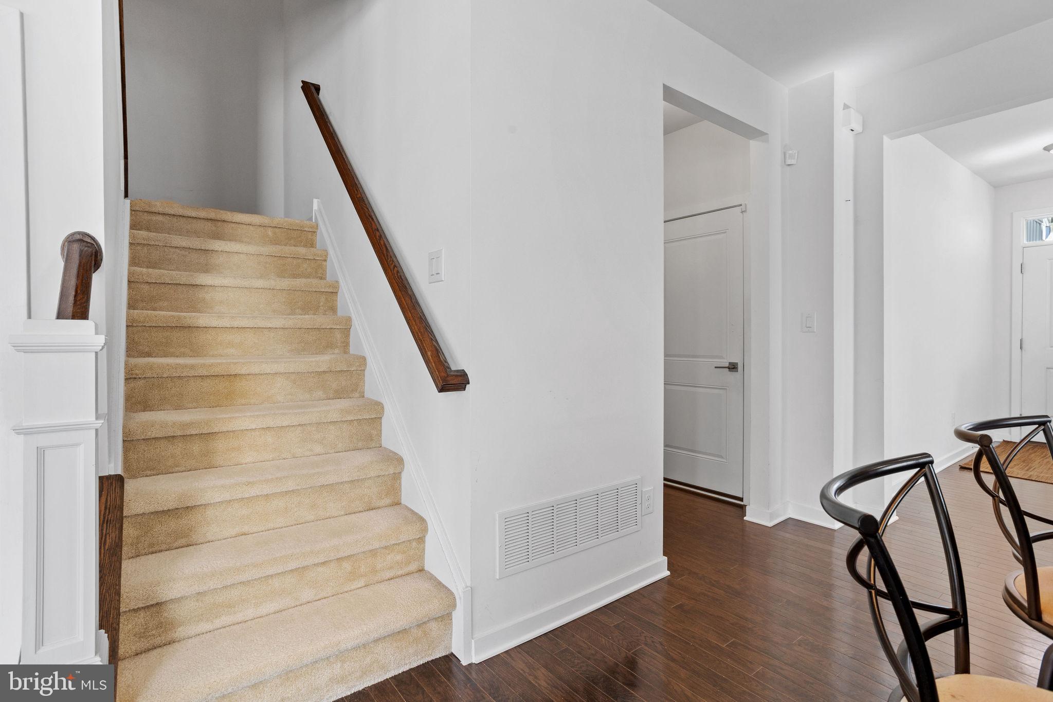 WALNUT CREEK AT MONT - Residential Lease