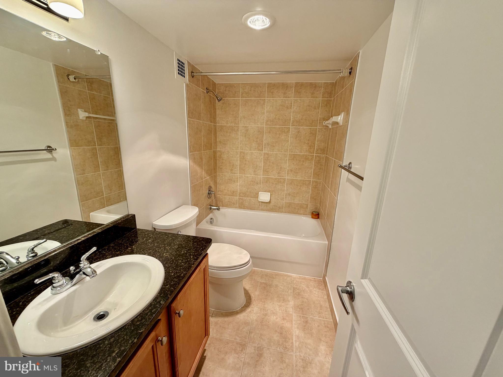 MICA AT SILVER SPRING METRO - Residential