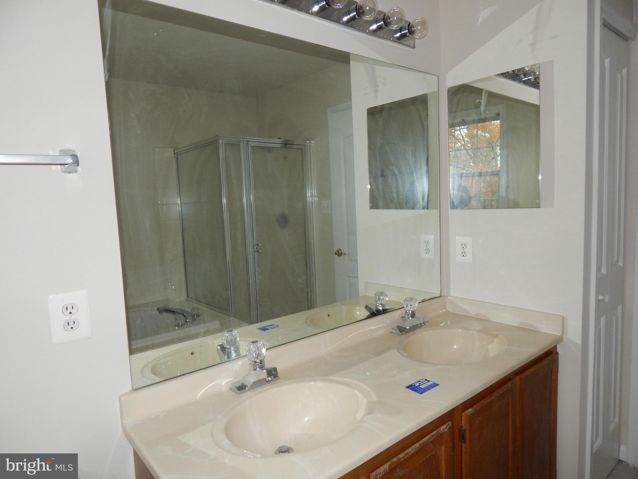 GREENBRIER - Residential