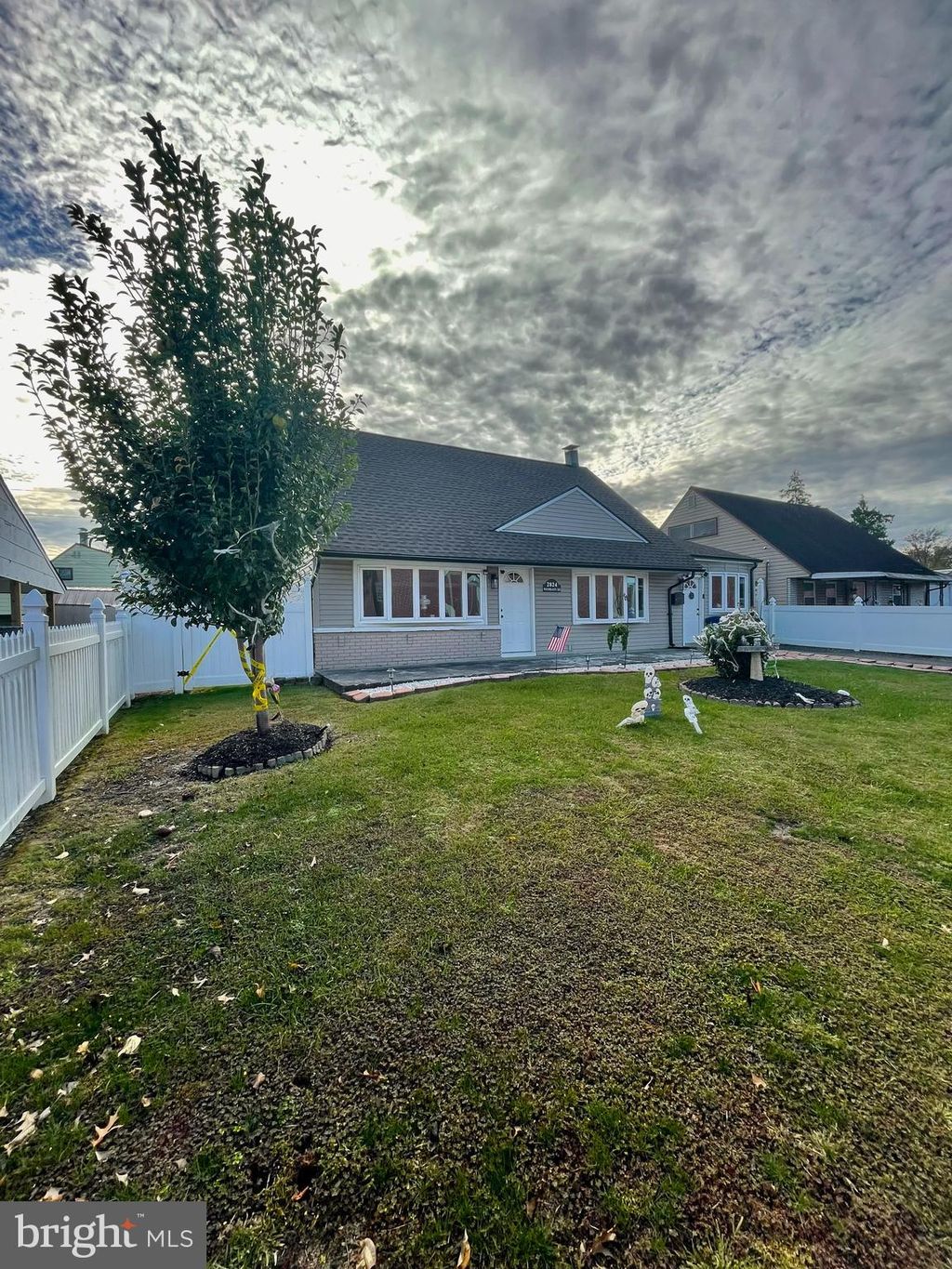 Photo of 2824 Woodhaven Road, PHILADELPHIA, PA 19154 (MLS # PAPH2548676)