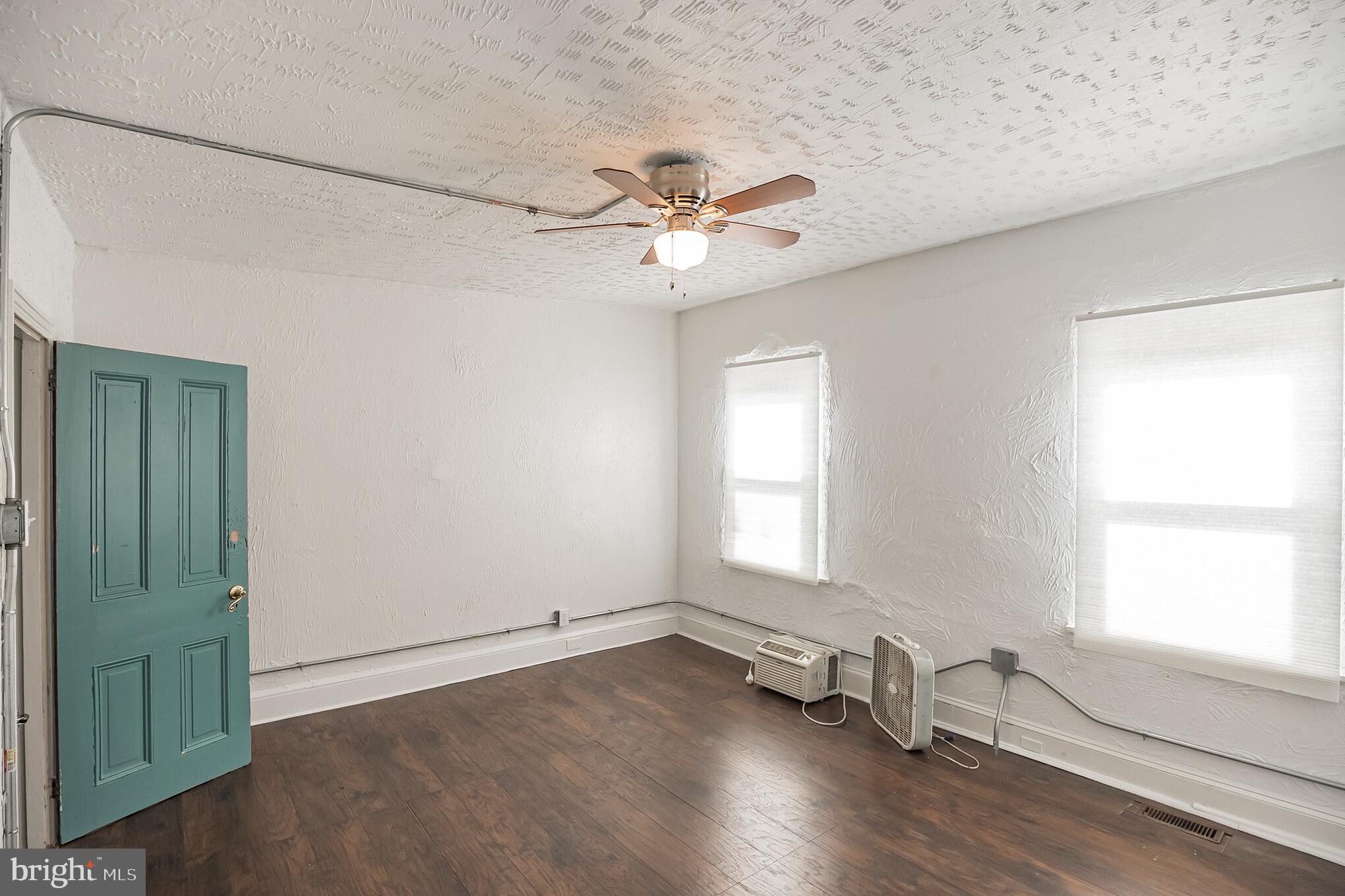 WEST KENSINGTON - Residential