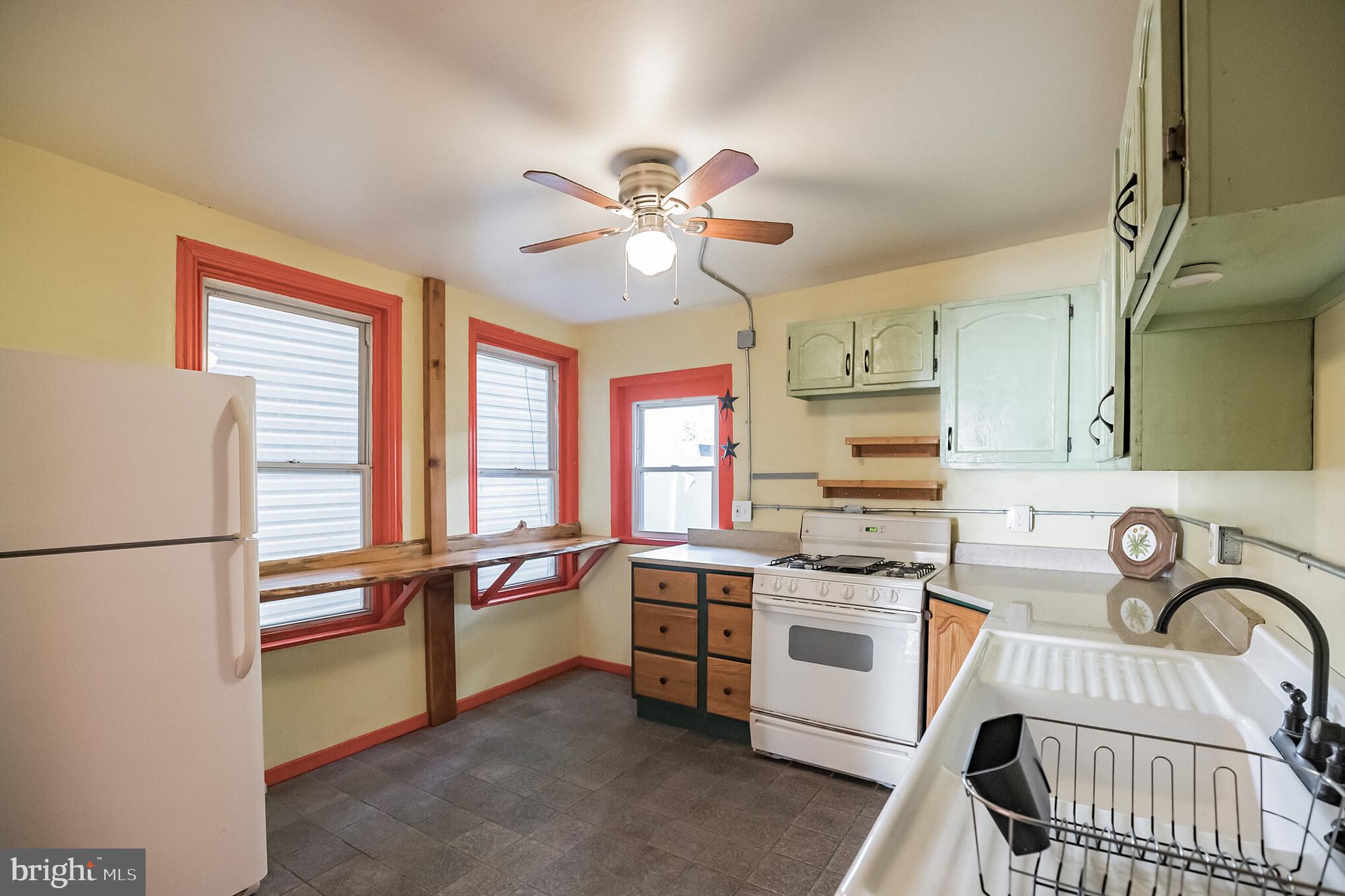 WEST KENSINGTON - Residential