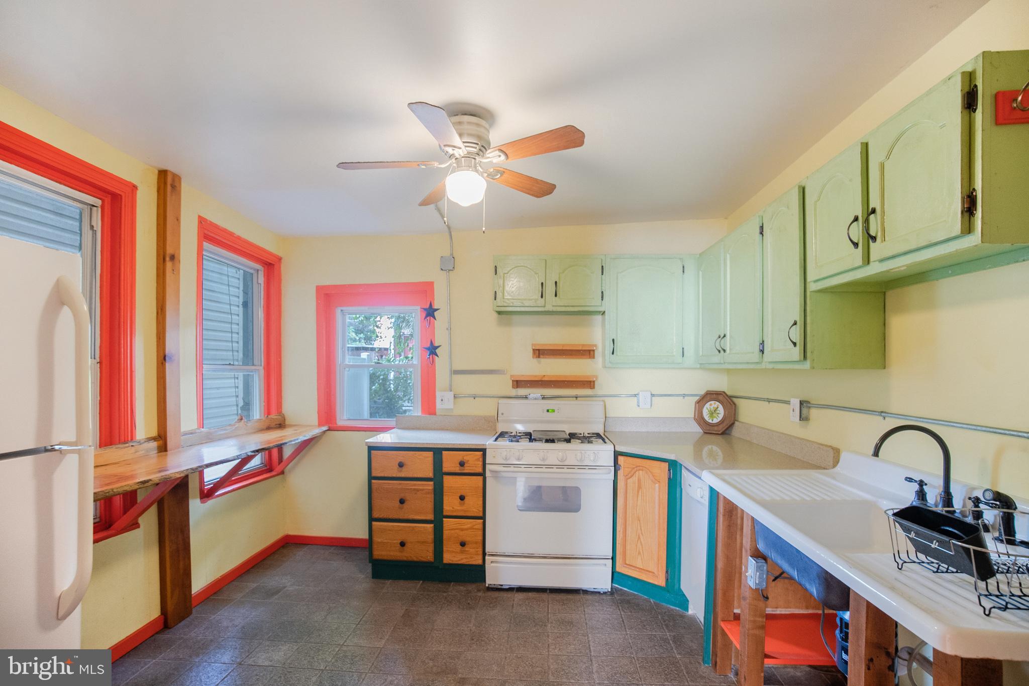 WEST KENSINGTON - Residential