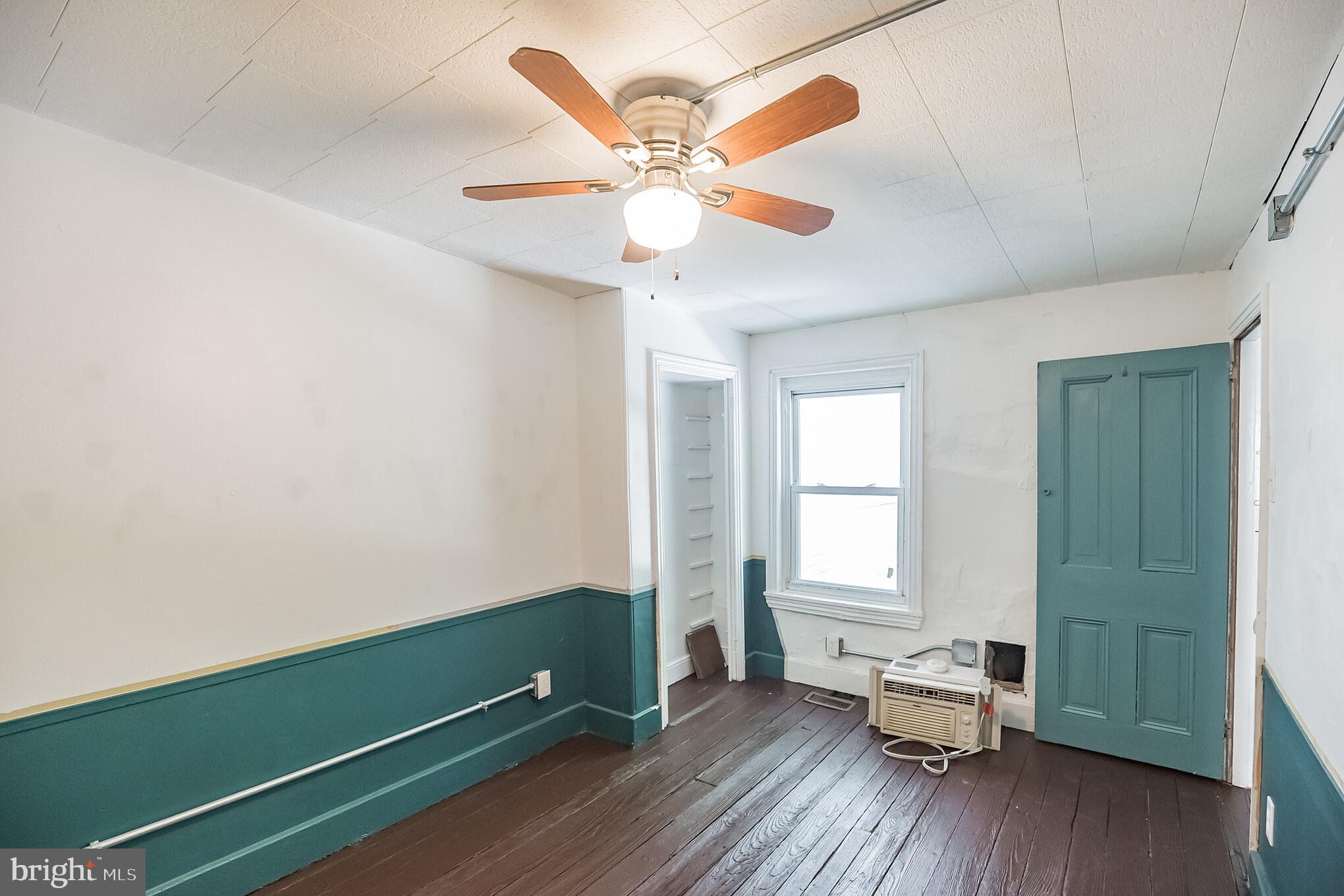 WEST KENSINGTON - Residential