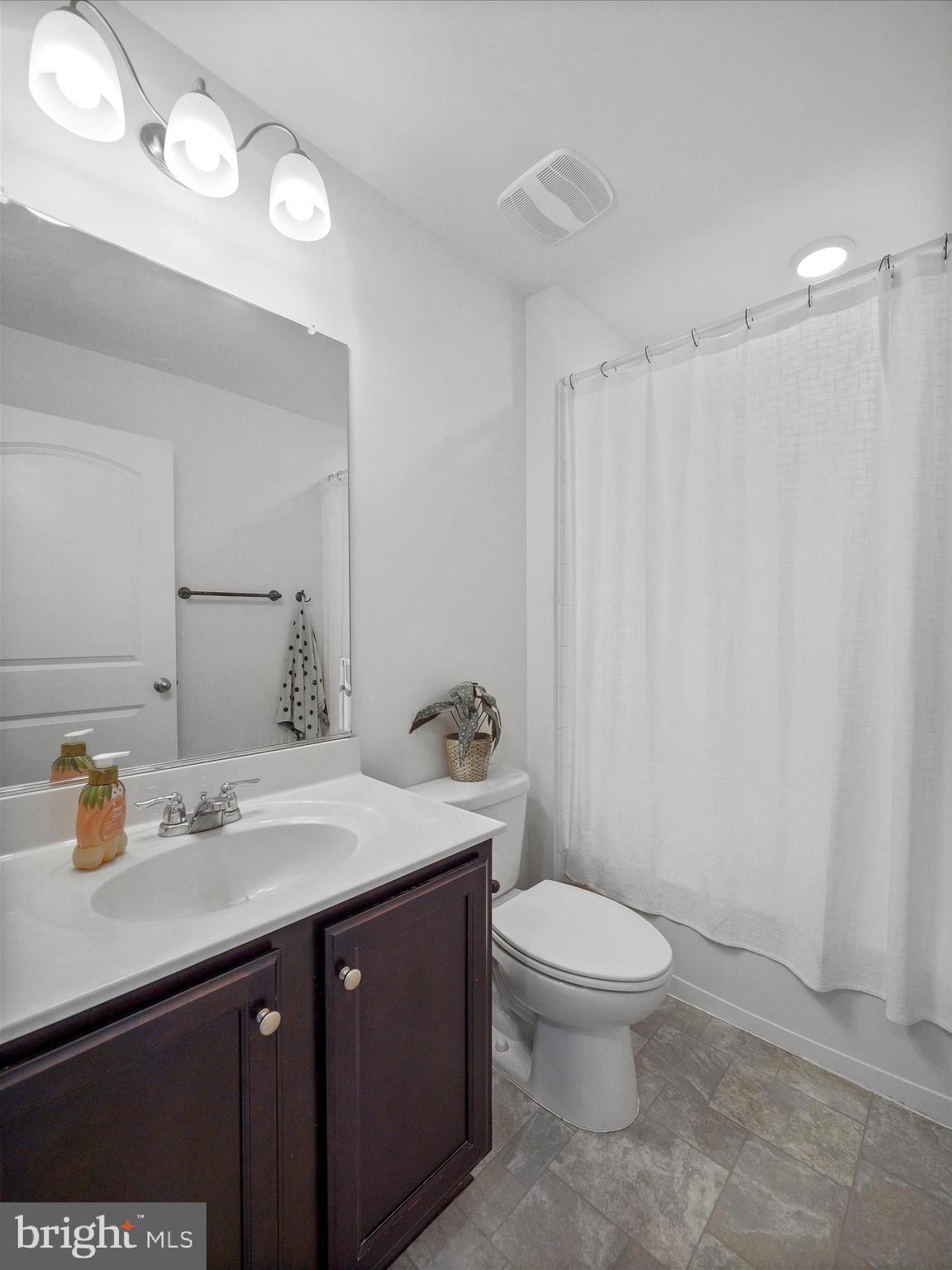 BERKELEY RIDGE - Residential