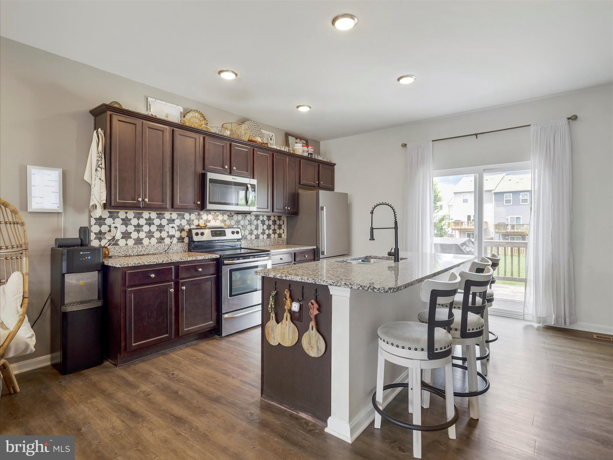 BERKELEY RIDGE - Residential