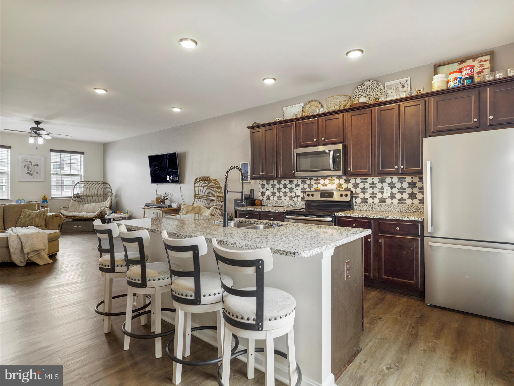 BERKELEY RIDGE - Residential