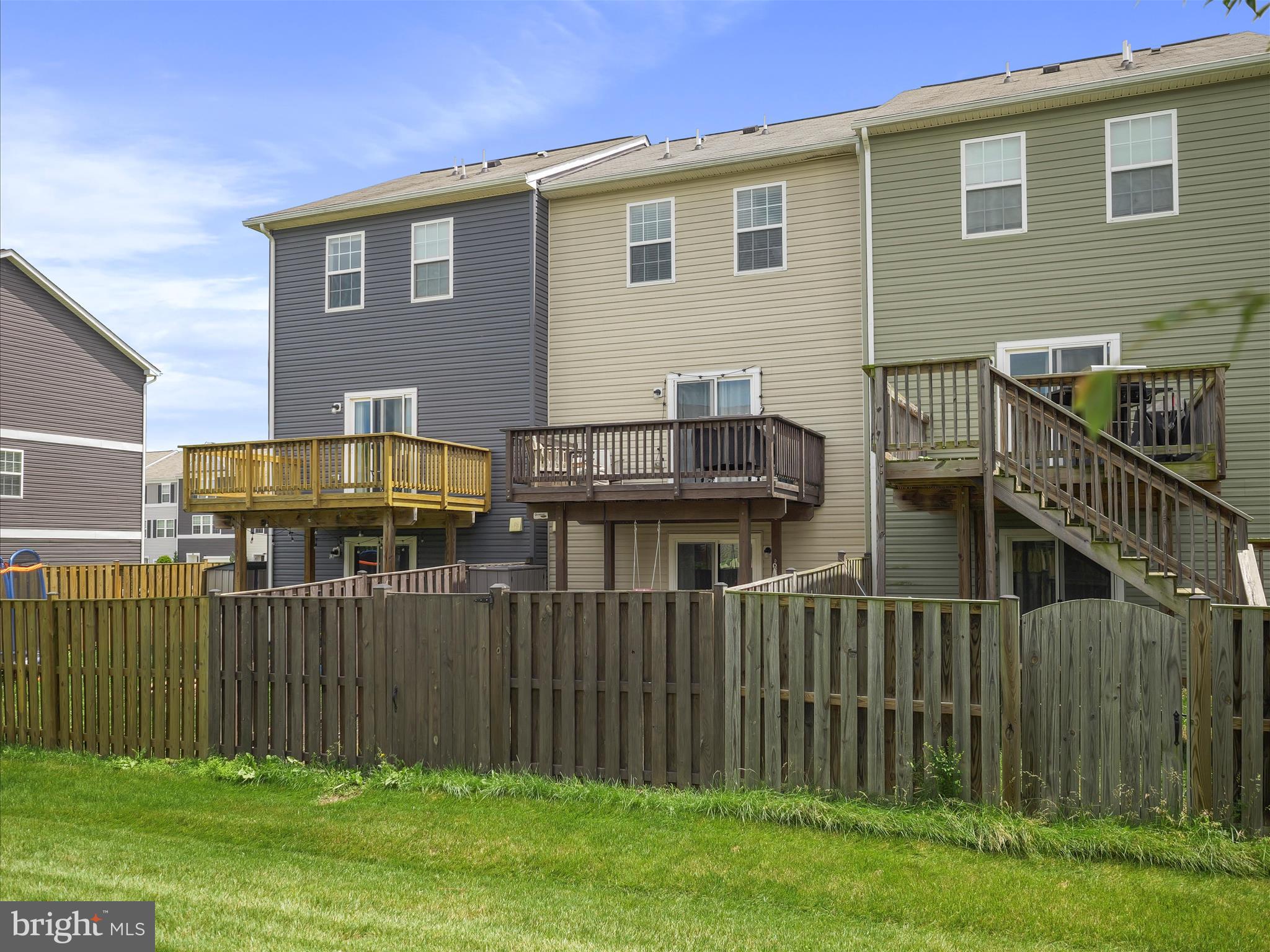 BERKELEY RIDGE - Residential