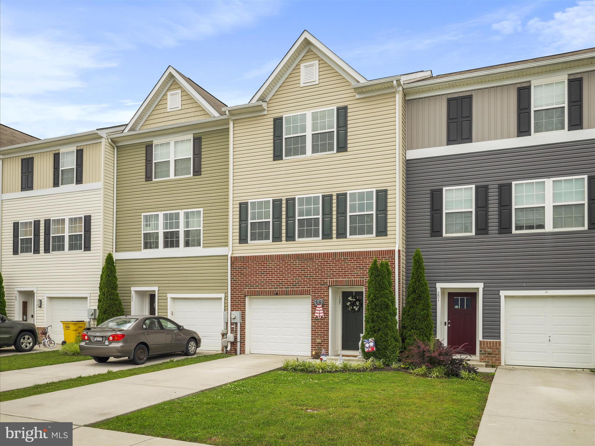197 MAGELLAN DRIVE