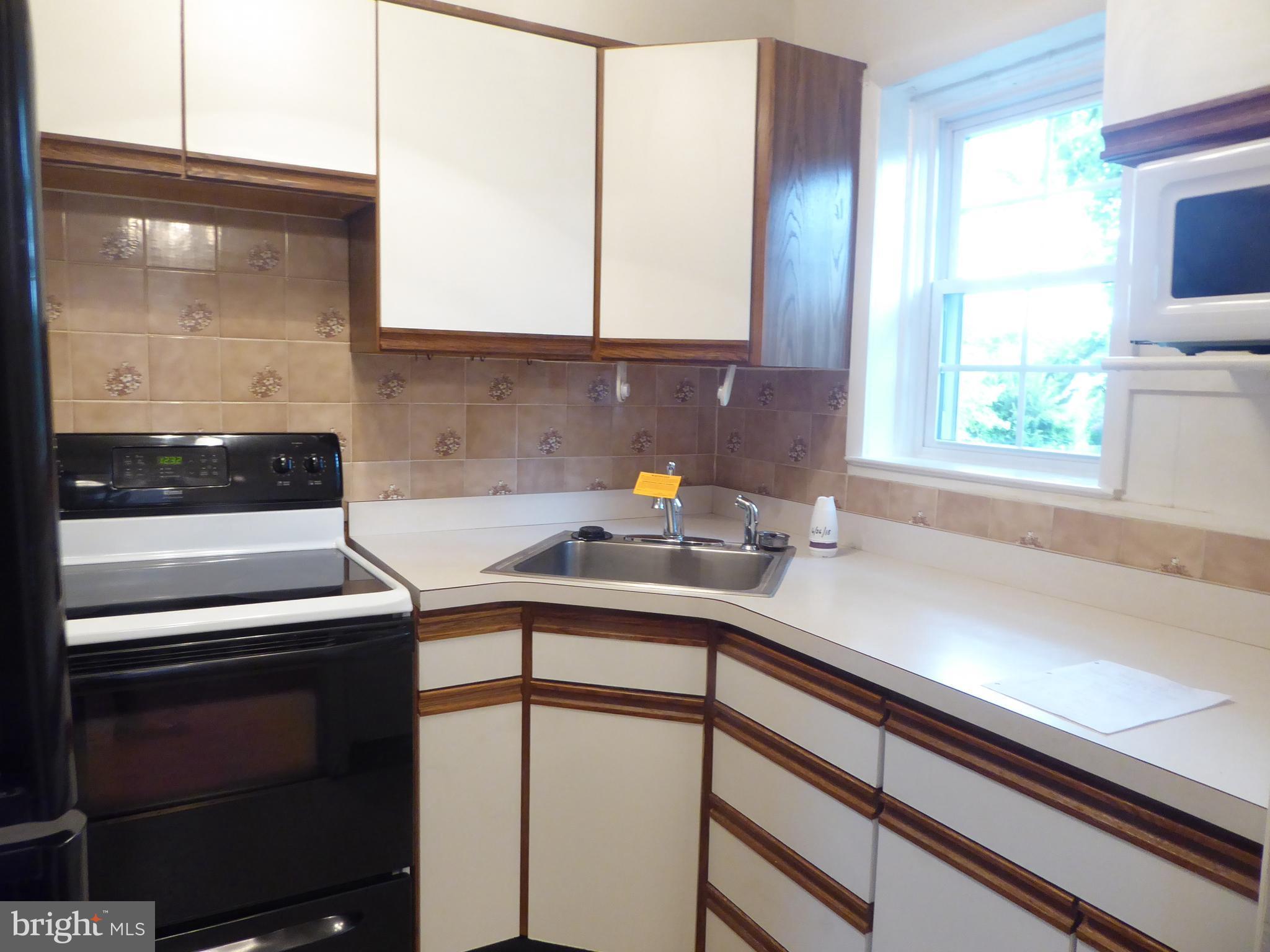 ARUNDEL VILLAGE - Residential