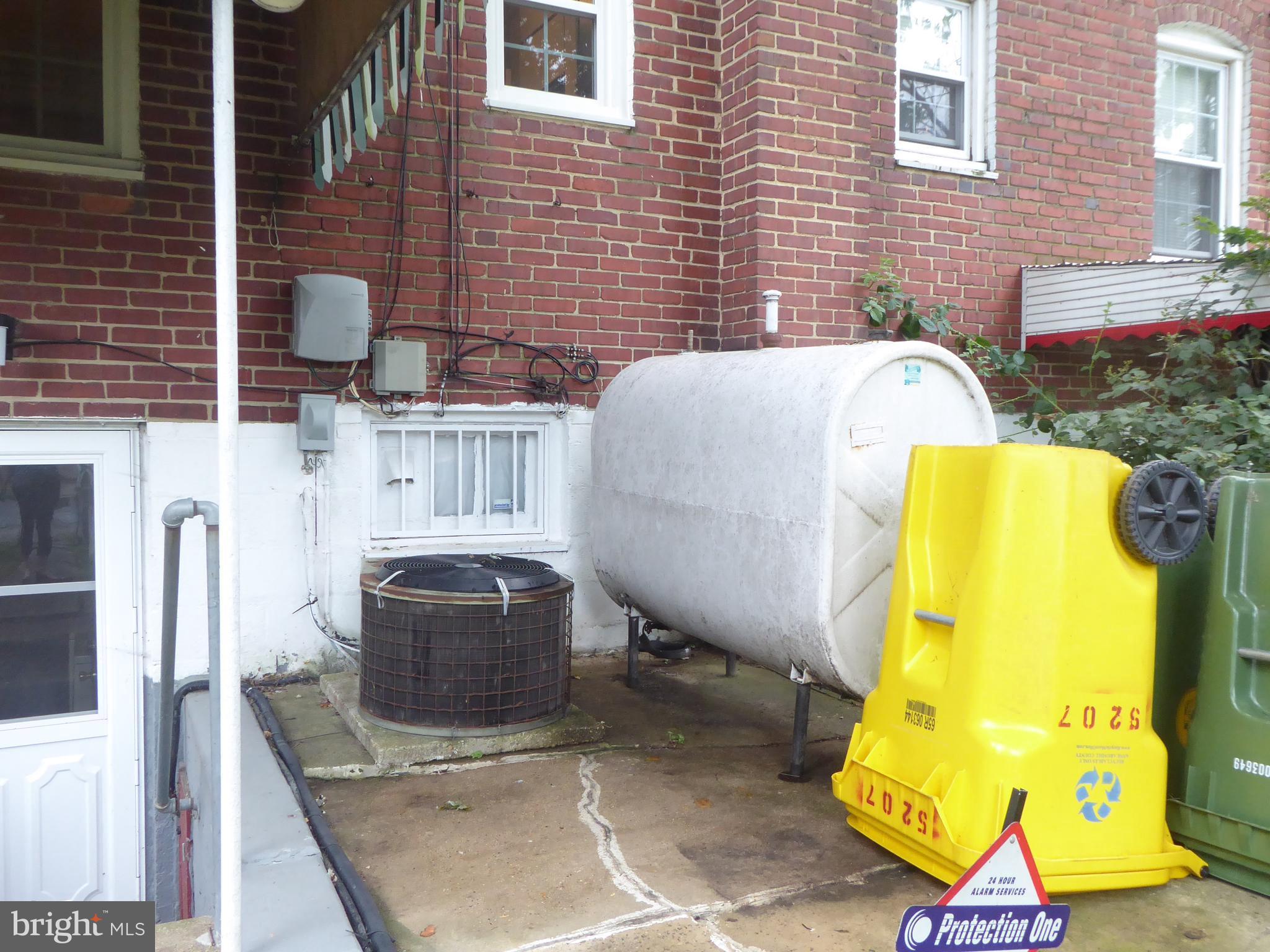 ARUNDEL VILLAGE - Residential