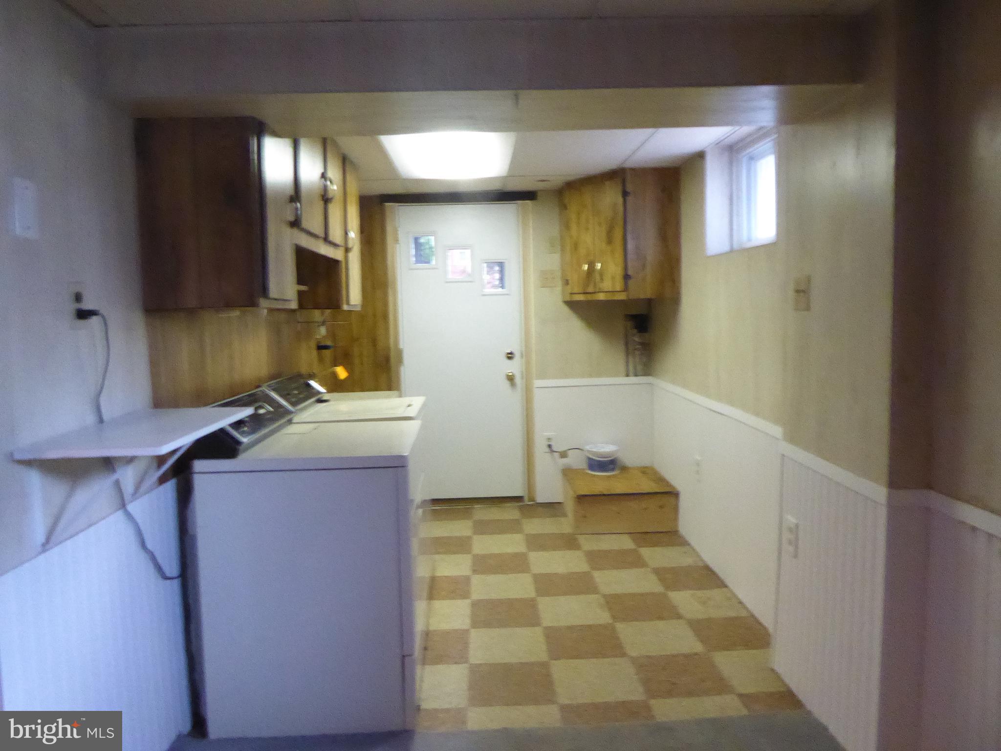 ARUNDEL VILLAGE - Residential