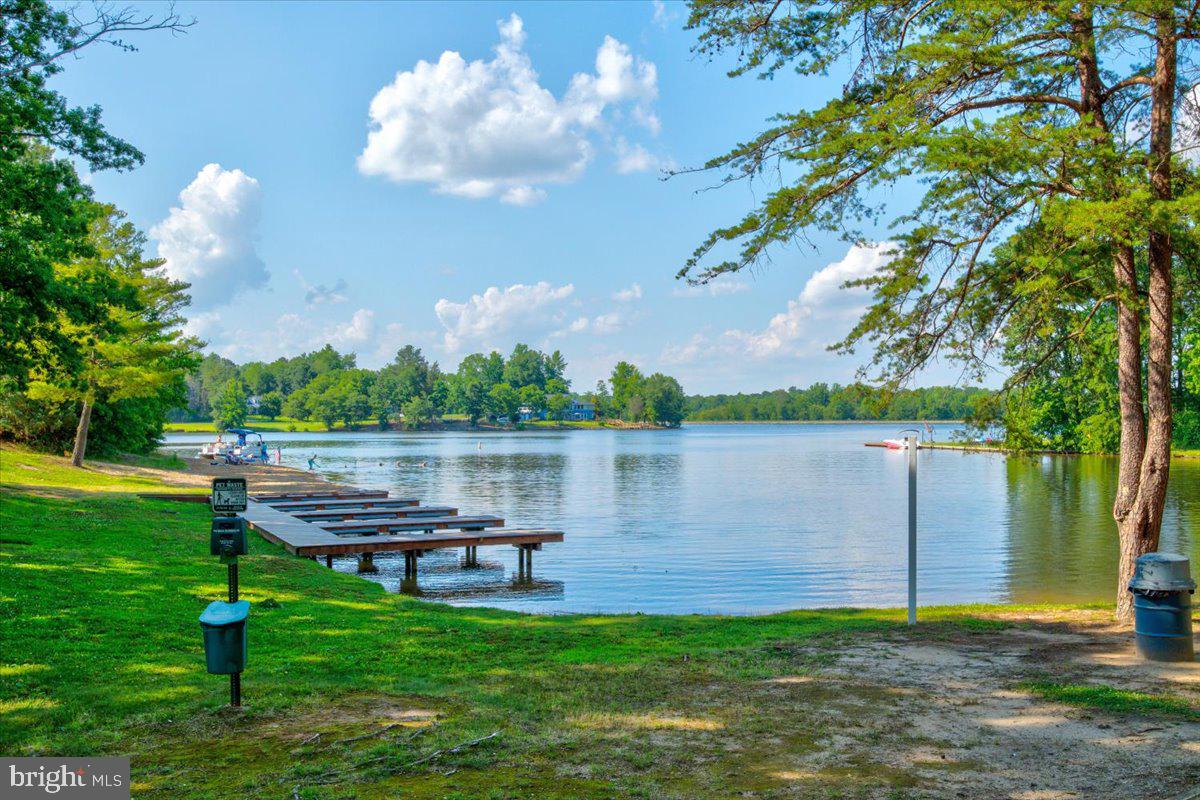 LAKE LAND OR - Residential