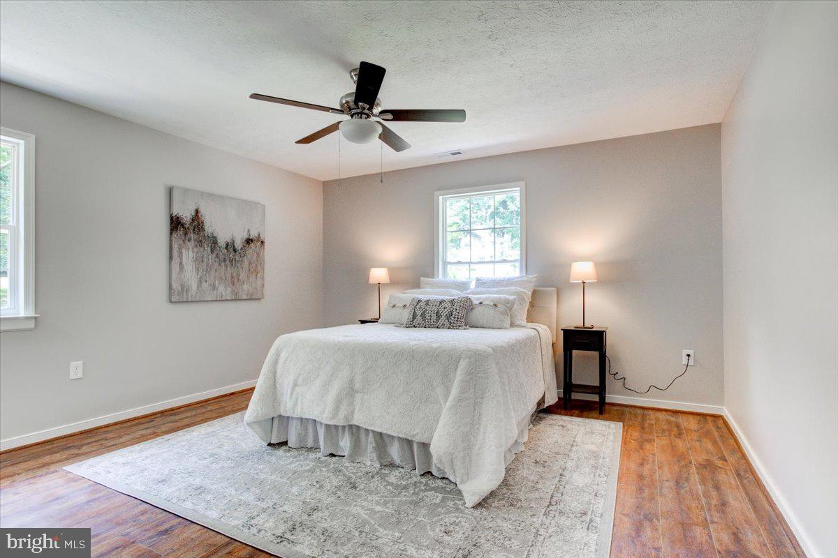 LAKE LAND OR - Residential