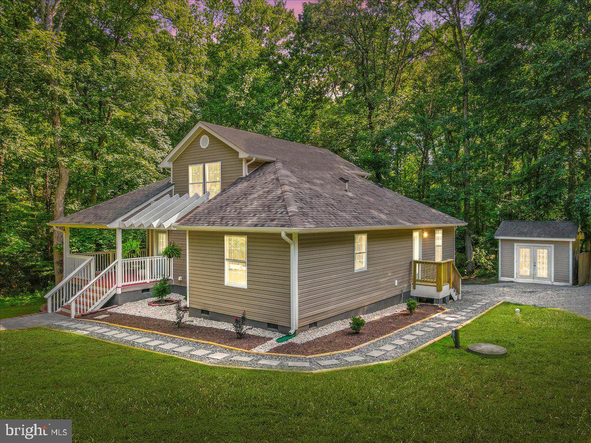 LAKE LAND OR - Residential